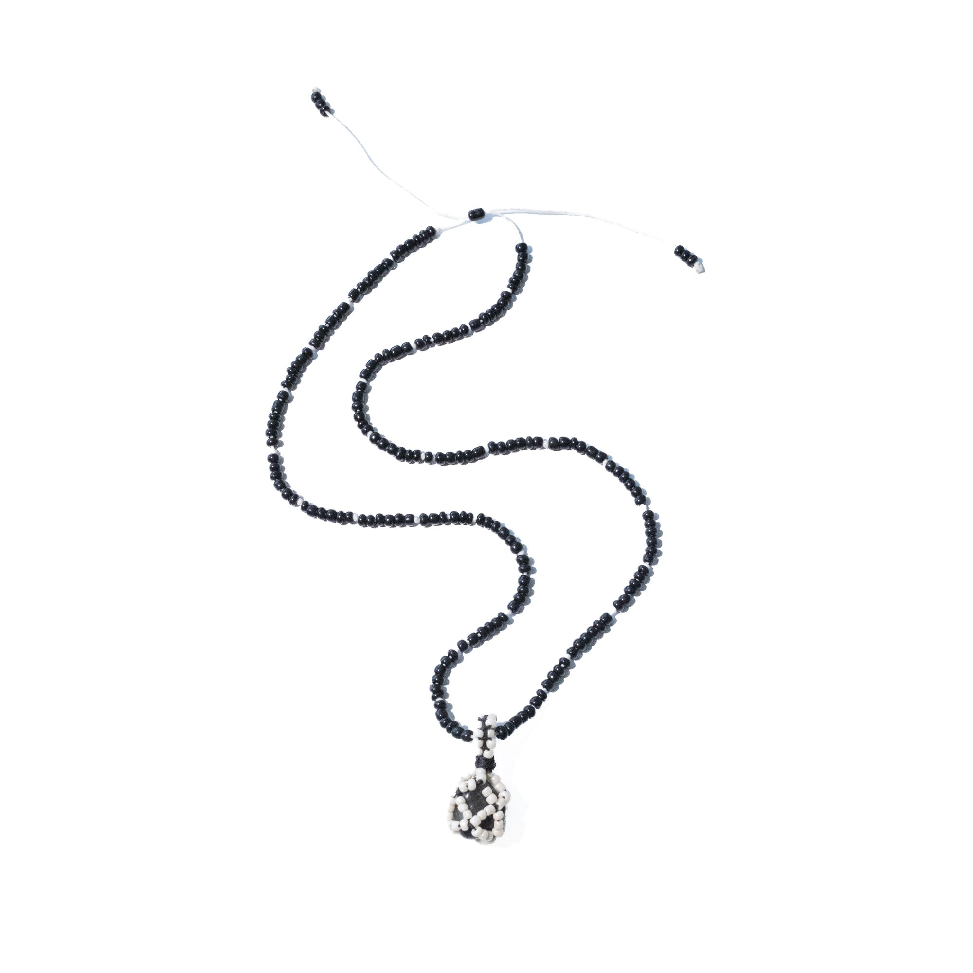 Shop_Necklaces_Stone_Pendant_Black_White_1.jpg (Copy)