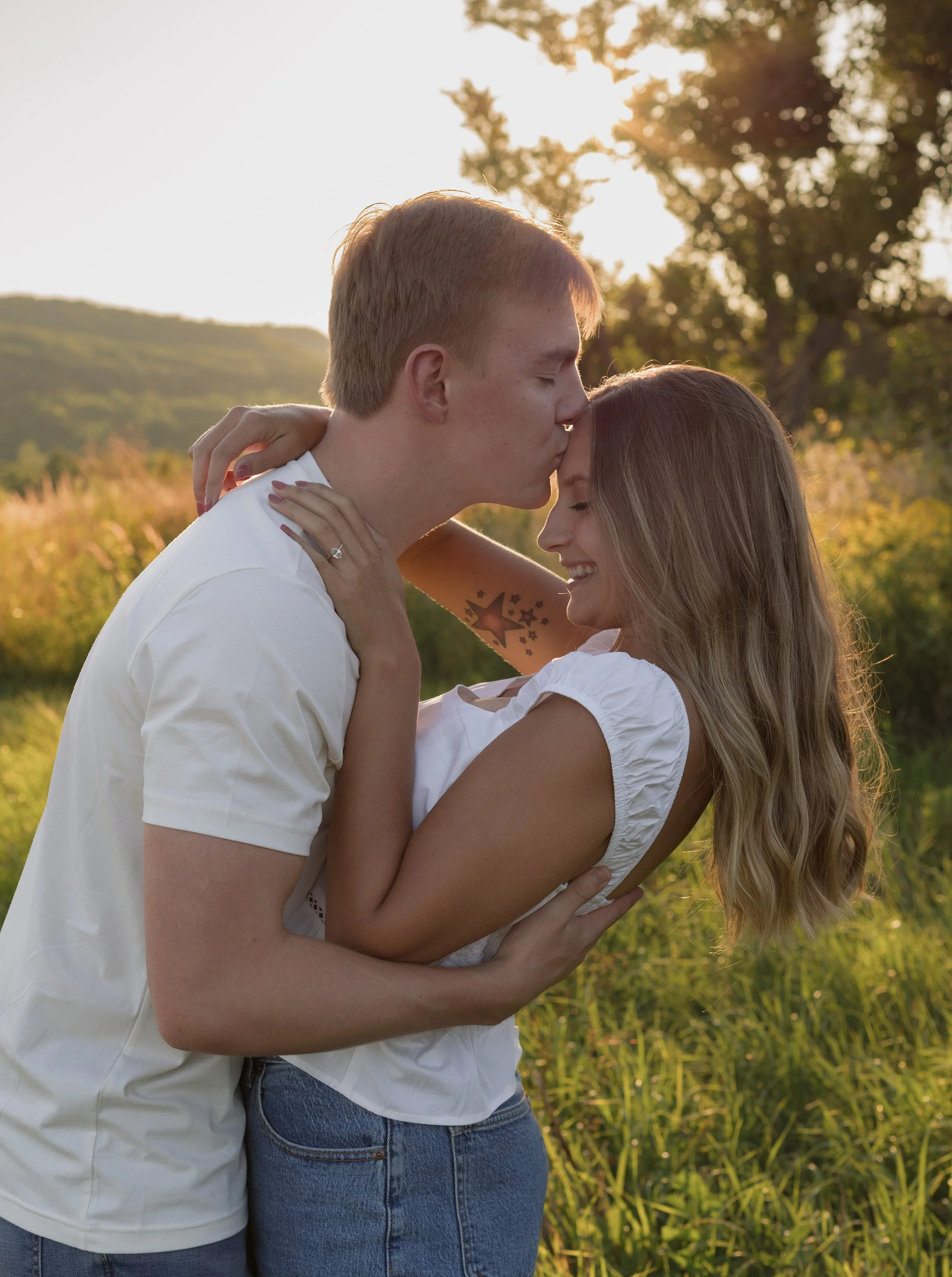 Emma Lehman, Wisconsin Couples and Wedding Photographer