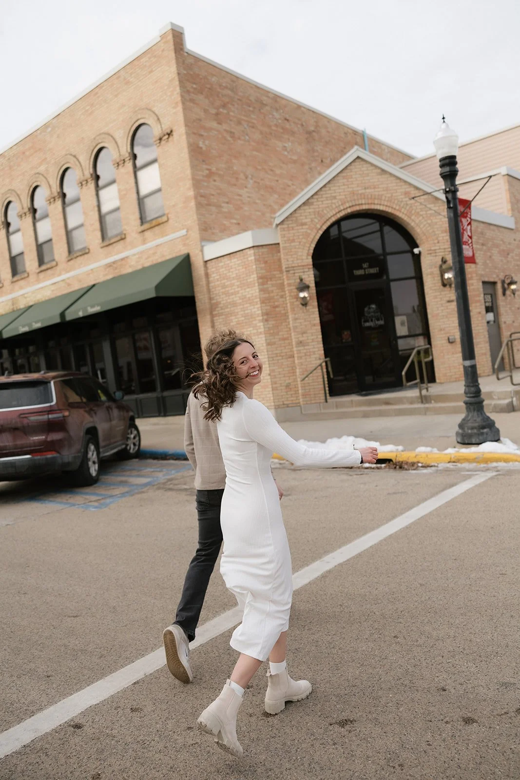 Wisconsin Couples and Wedding Photographer
