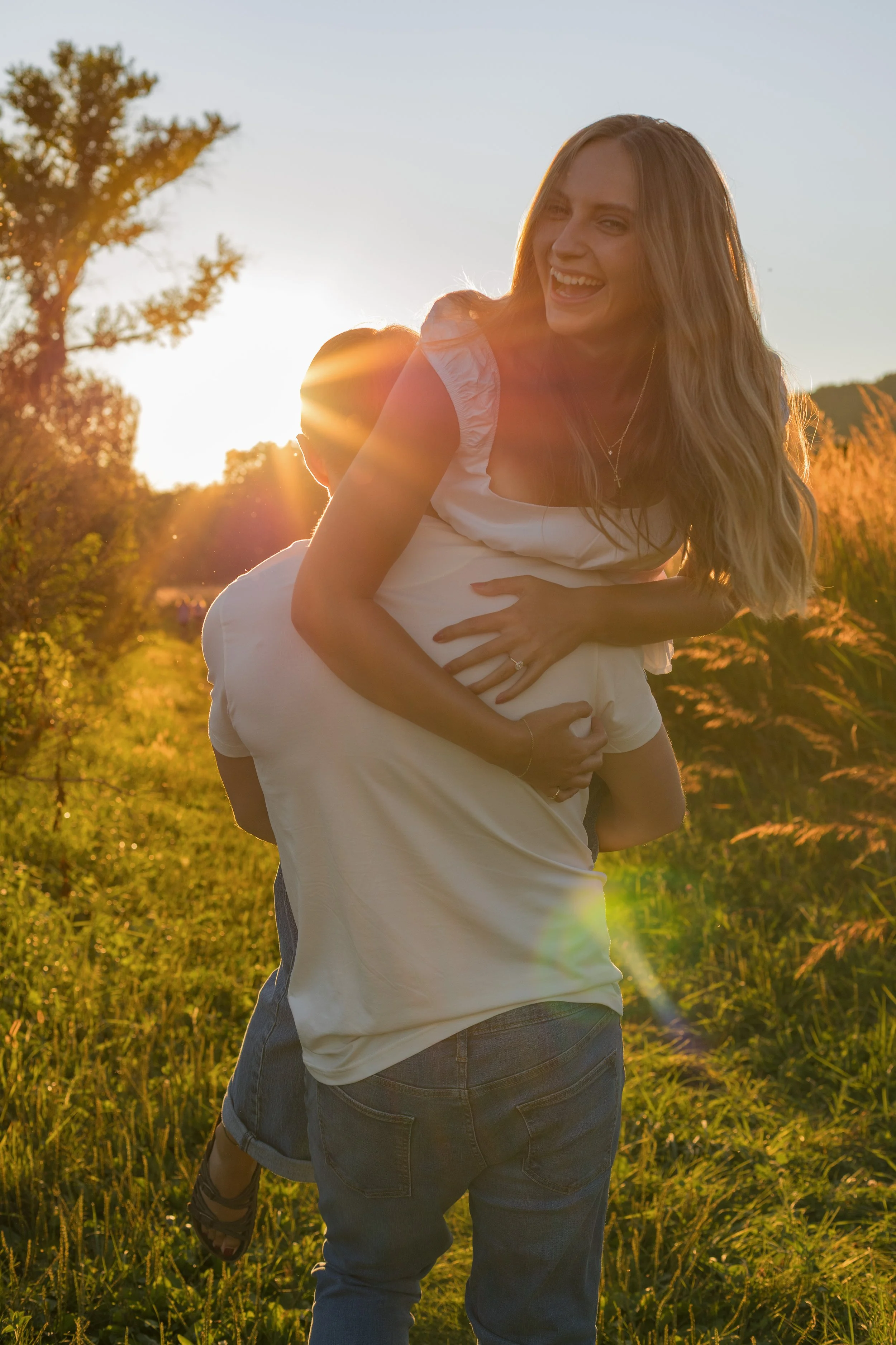 Emma Lehman, Wisconsin Couples and Wedding Photographer