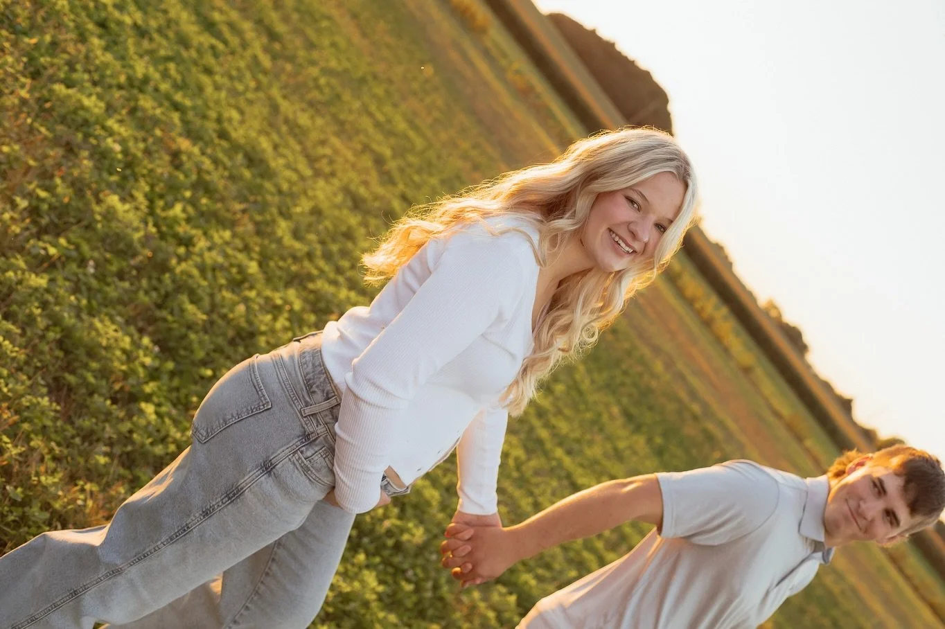 can we talk about this pregnancy glow for a second?!😍

loved spending the evening with these two out on their farm before their little one arrives &mdash; such a sweet and special season to capture. 

&bull;
&bull;
&bull;
&bull;
&bull;
Wisconsin Cou