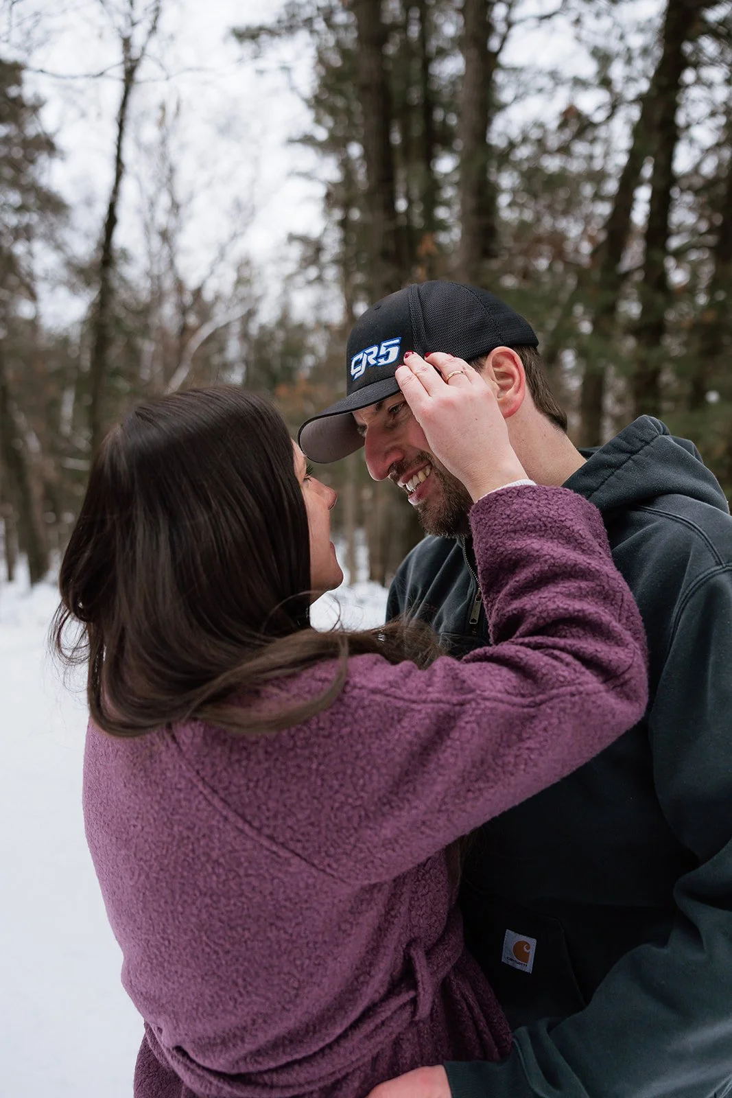 Winter engagement photos in Wisconsin Dells Wisconsin