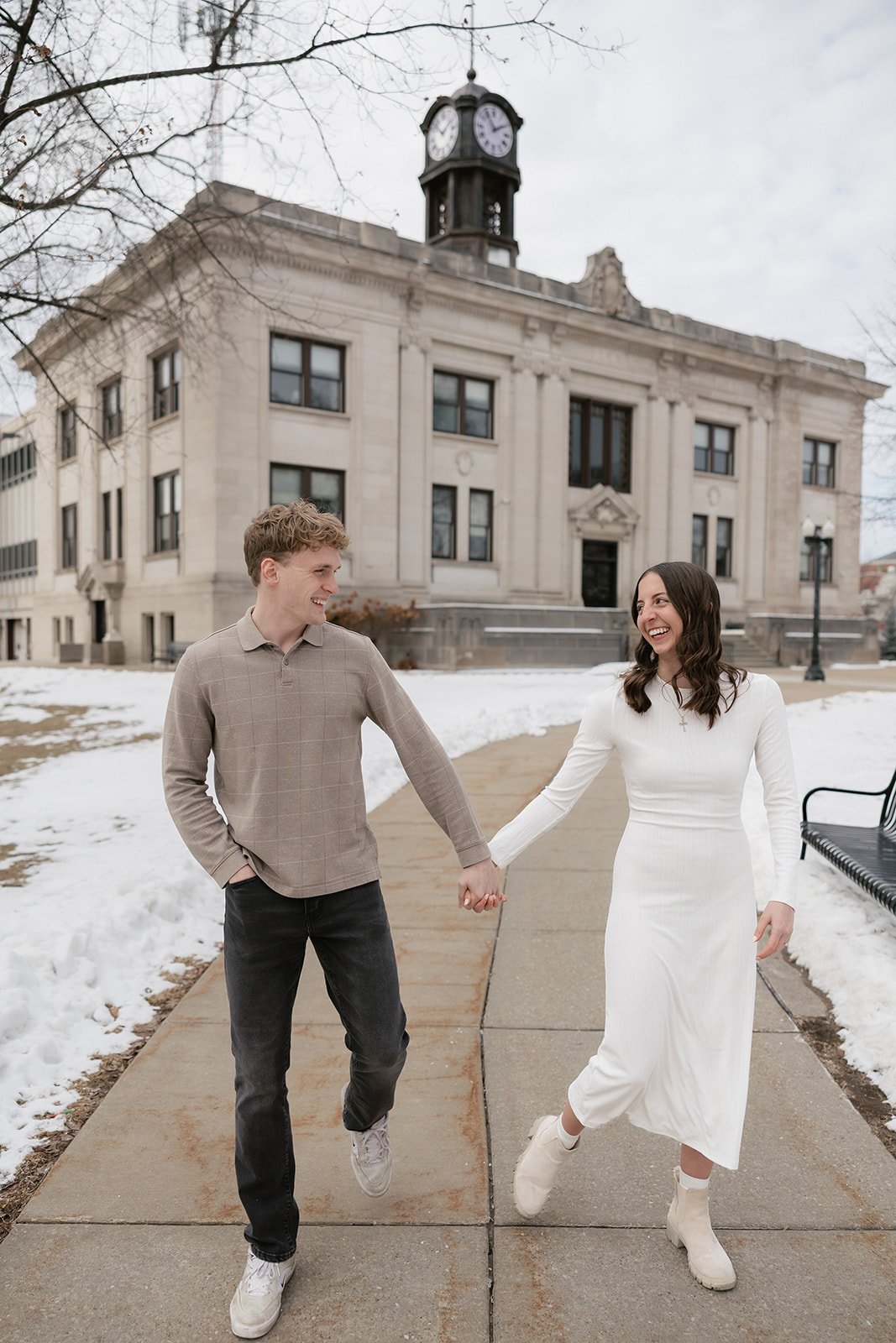 Winter engagement photos in Baraboo Wisconsin