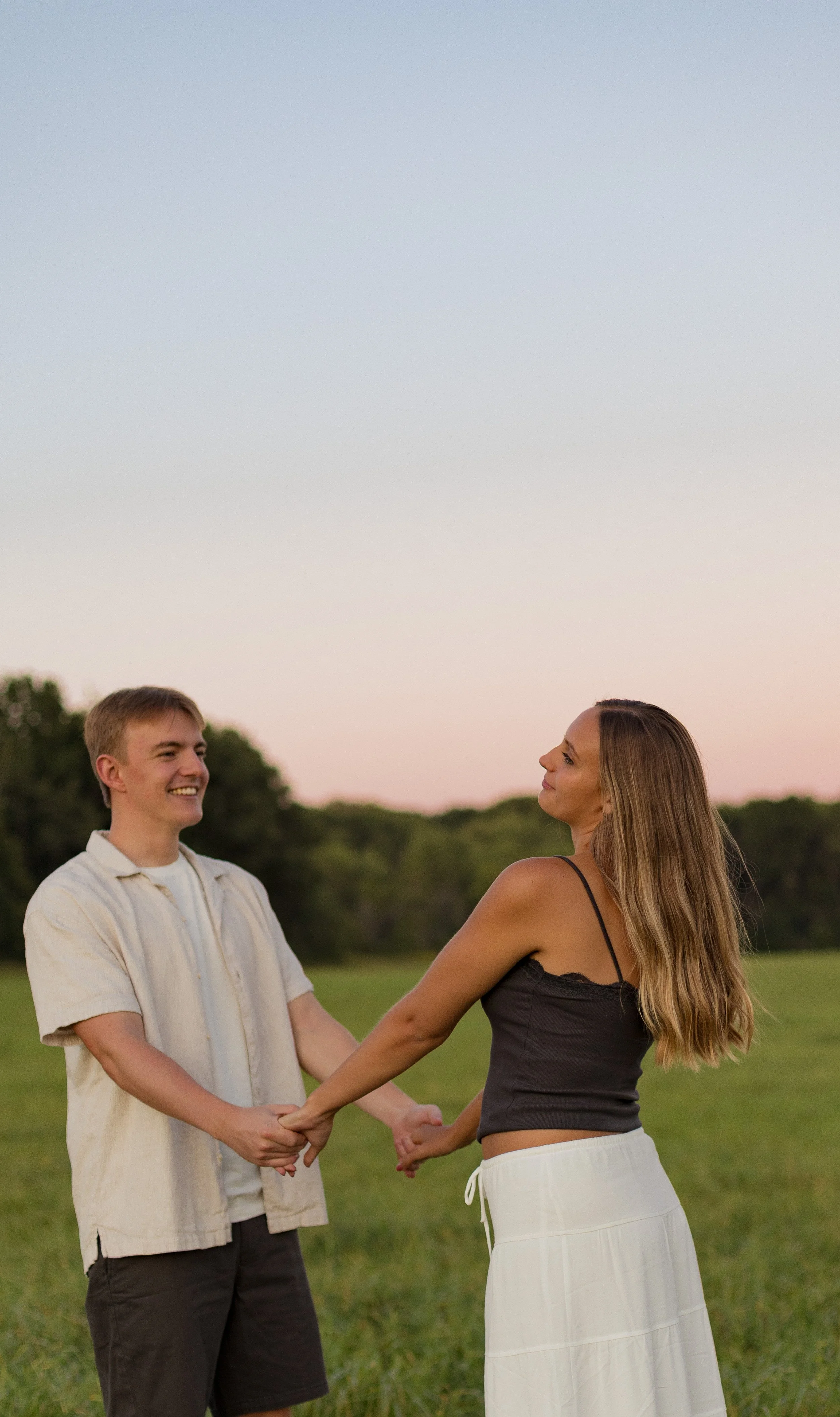 Emma Lehman, Wisconsin Couples and Wedding Photographer