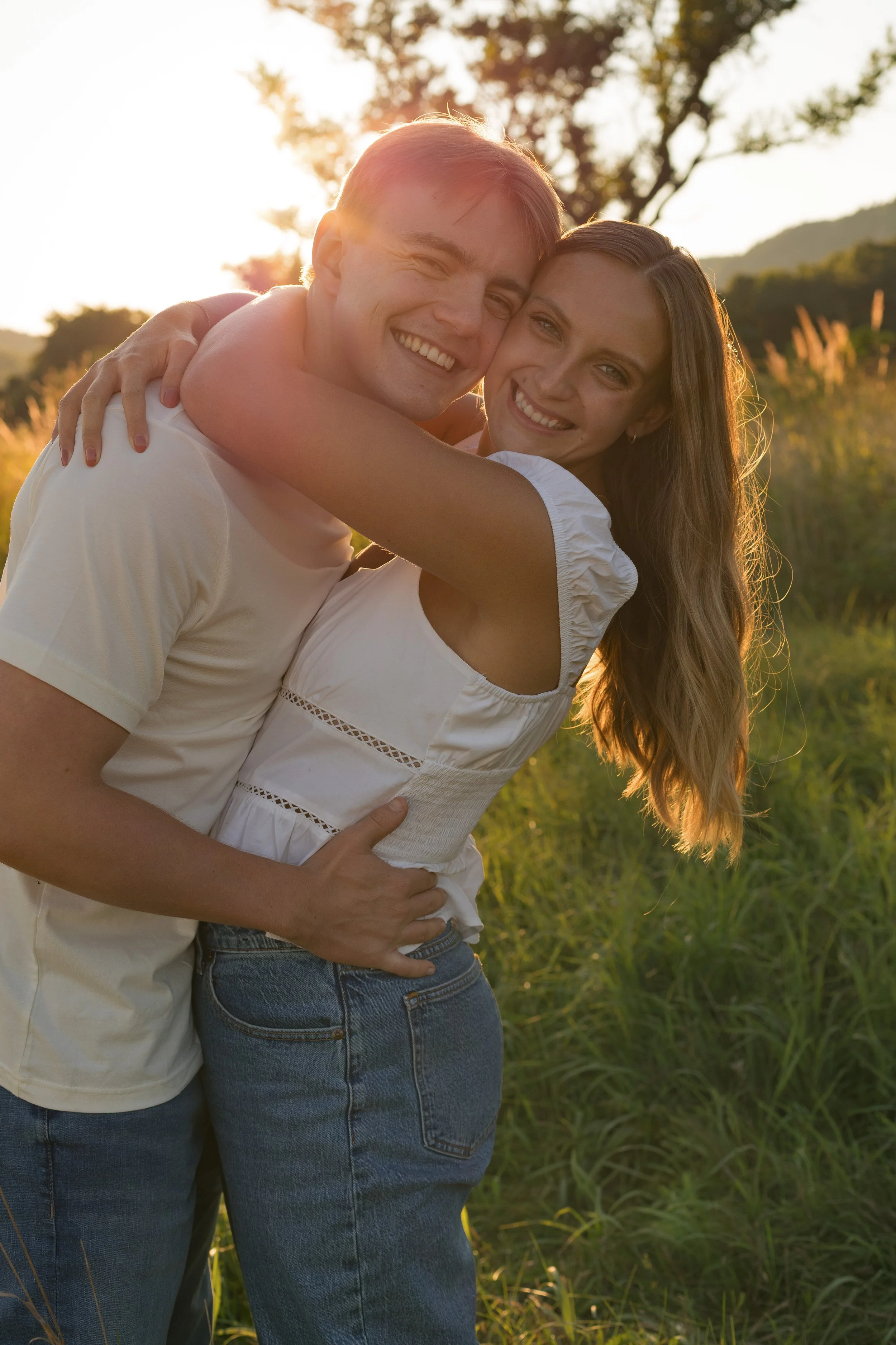 Emma Lehman, Wisconsin Couples and Wedding Photographer