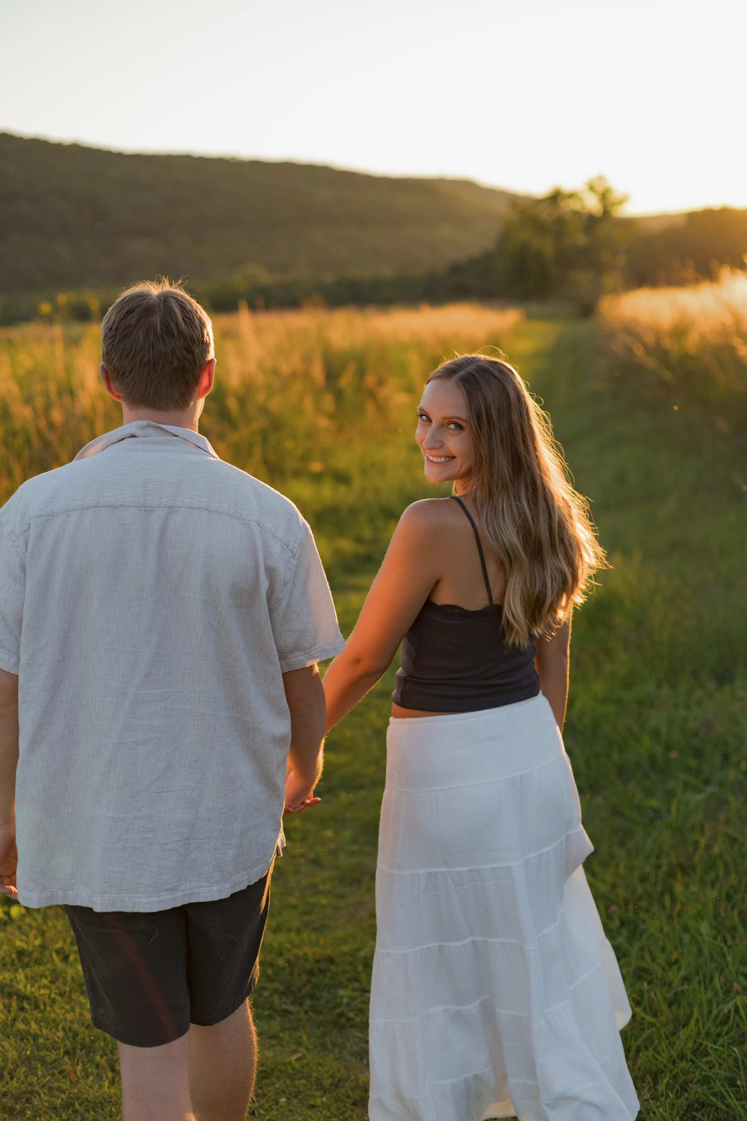 Emma Lehman, Wisconsin Couples and Wedding Photographer