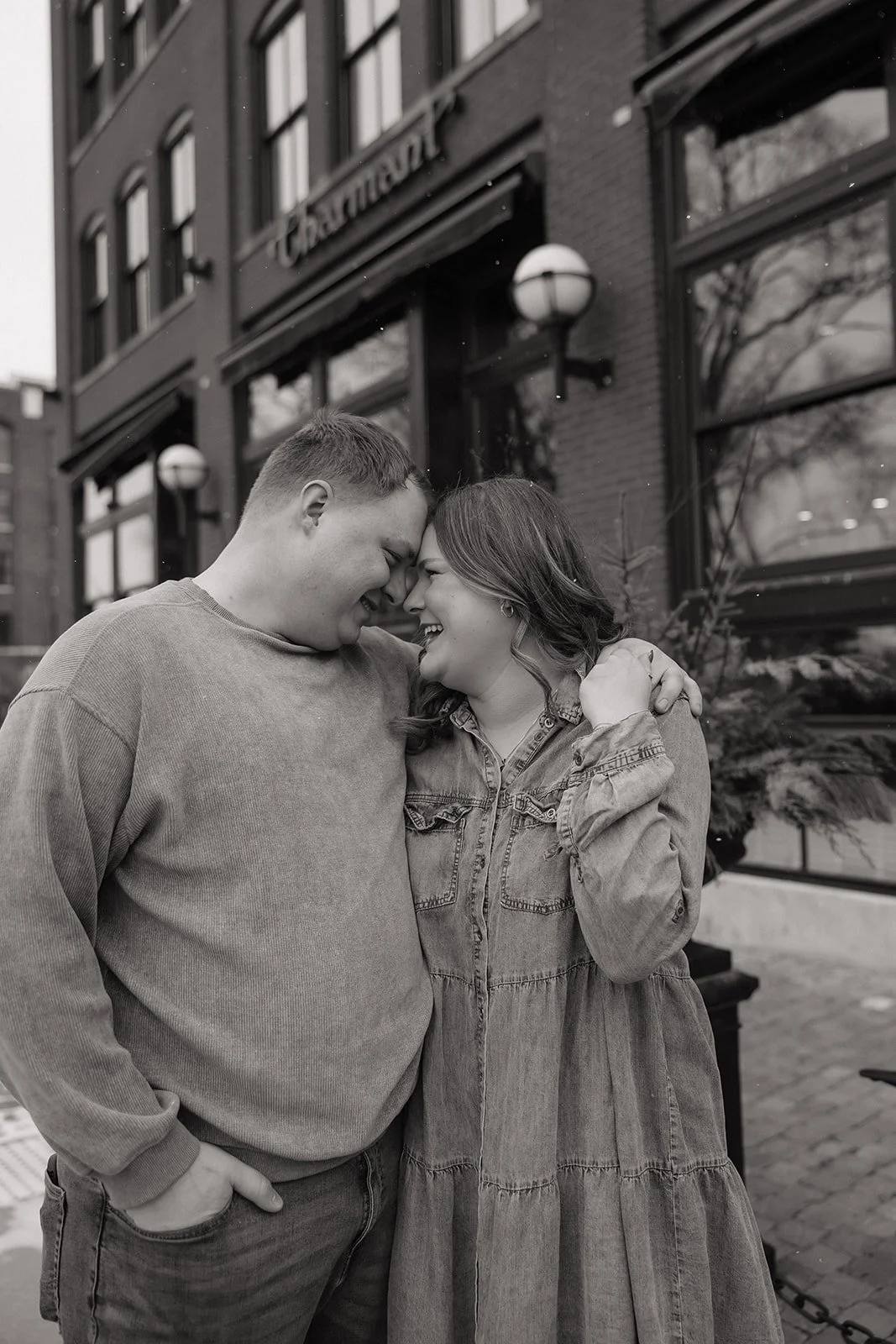 La Crosse Wisconsin Couples and Wedding Photographer