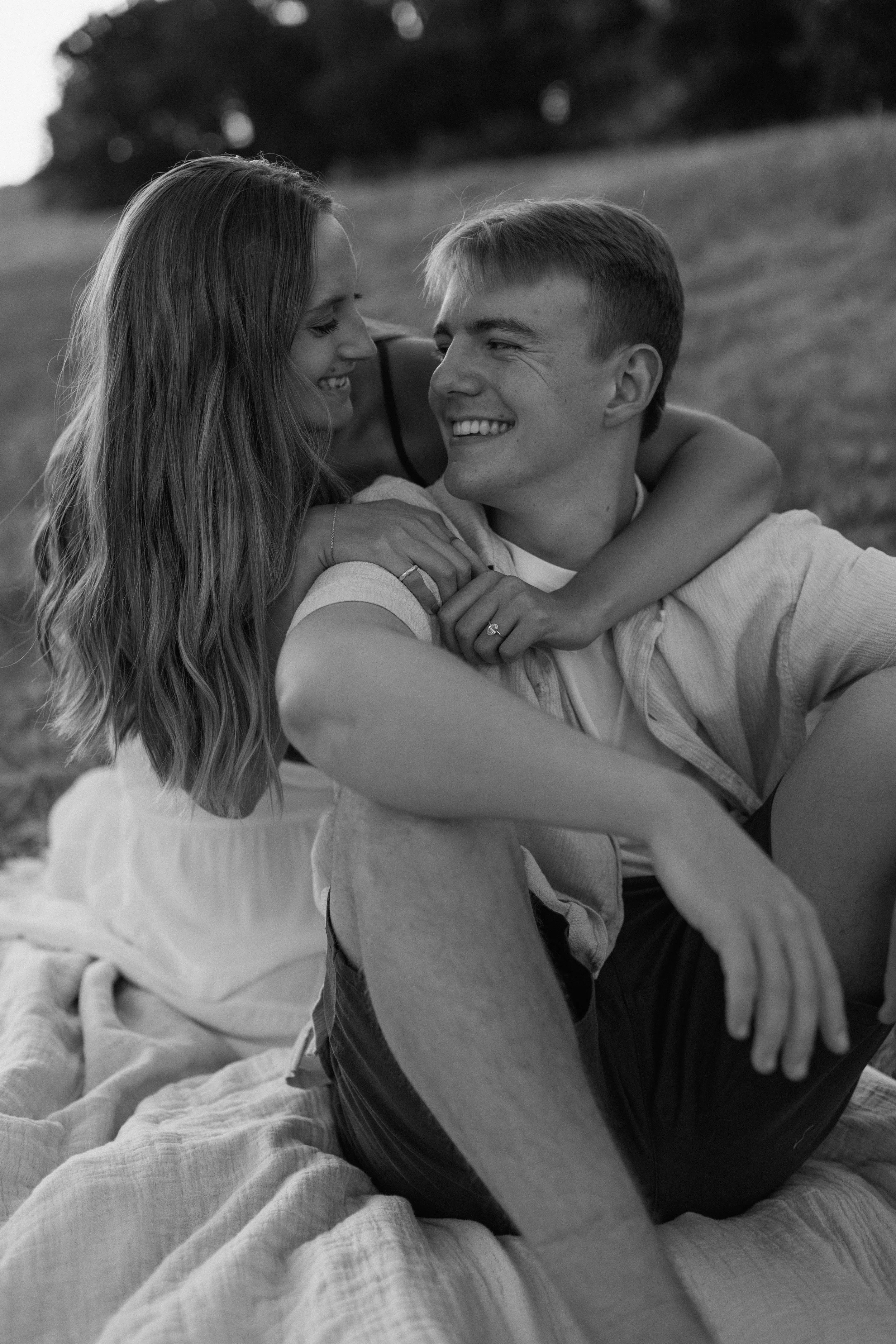 Emma Lehman, Wisconsin Couples and Wedding Photographer
