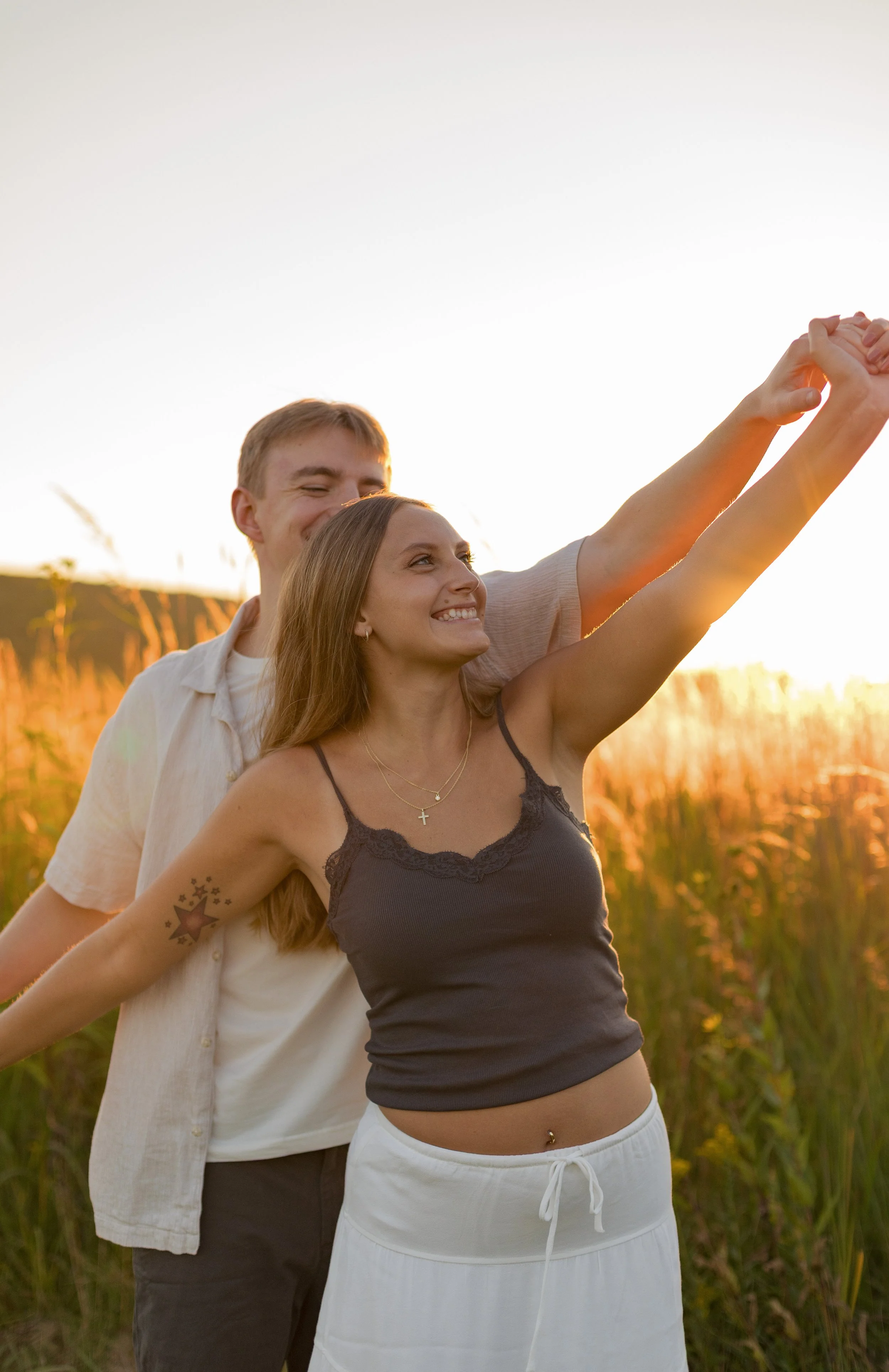 Emma Lehman, Wisconsin Couples and Wedding Photographer