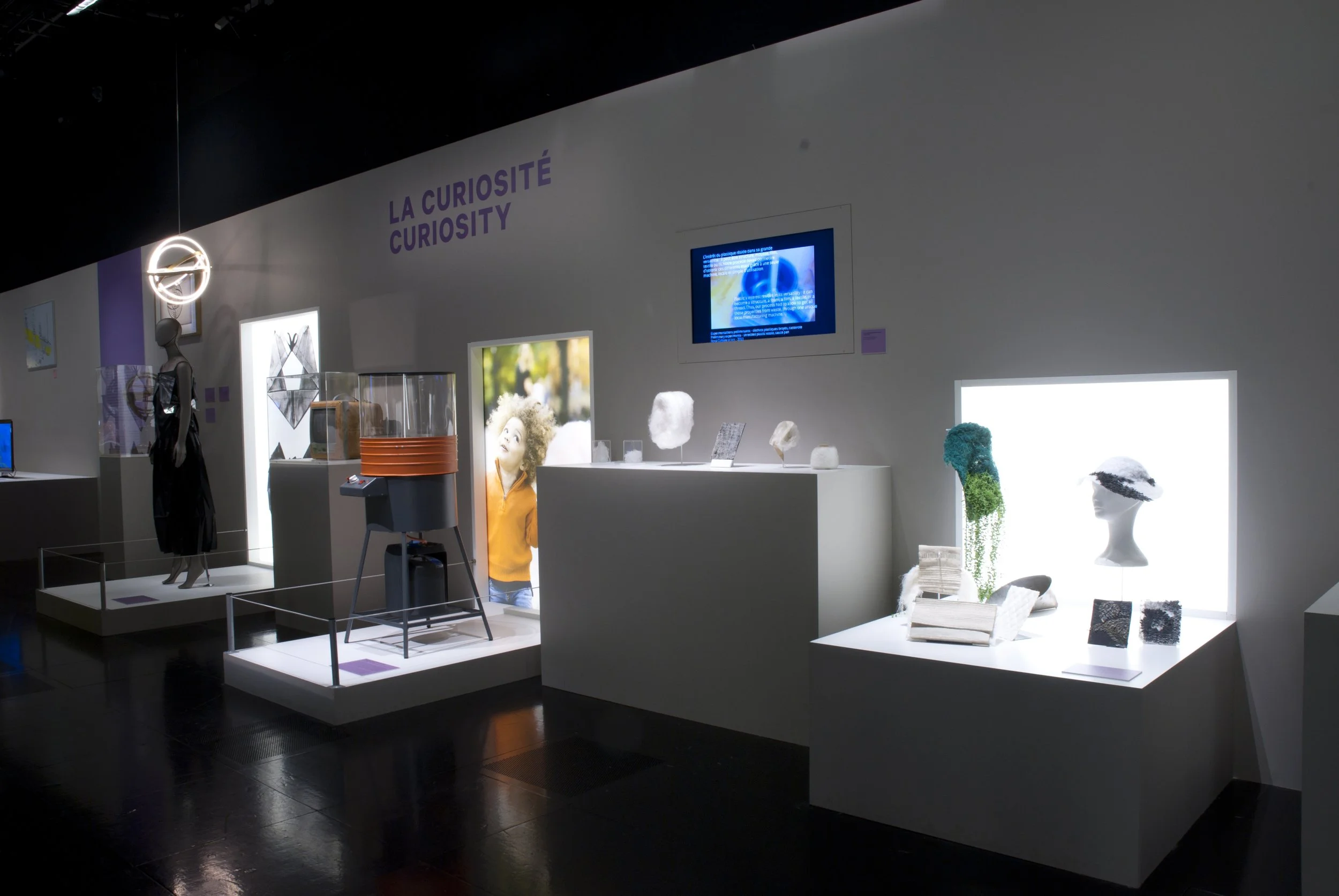 The Polyfloss Factory, presented in the exhibition “Invention/Design, regards croisés”, at Musée des Arts et Métiers, 2016. Credits: Emile De Visscher.