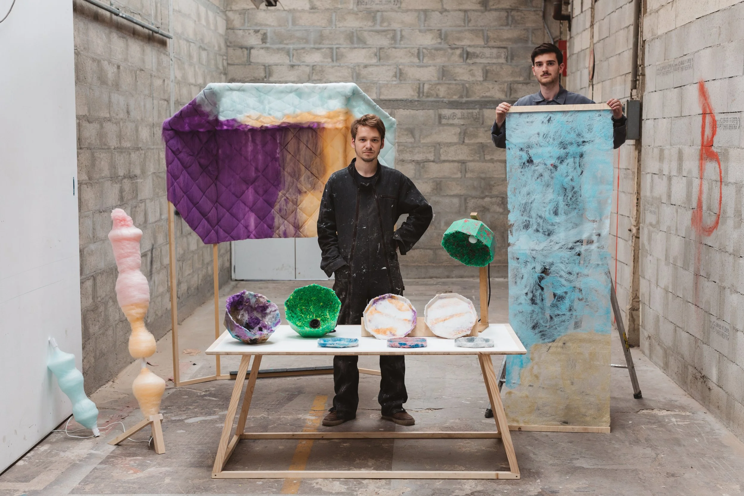 Setup of different products and prototypes made out of Polyfloss, with support from Steven Akoun, 2018. Credits: Palta Studio.