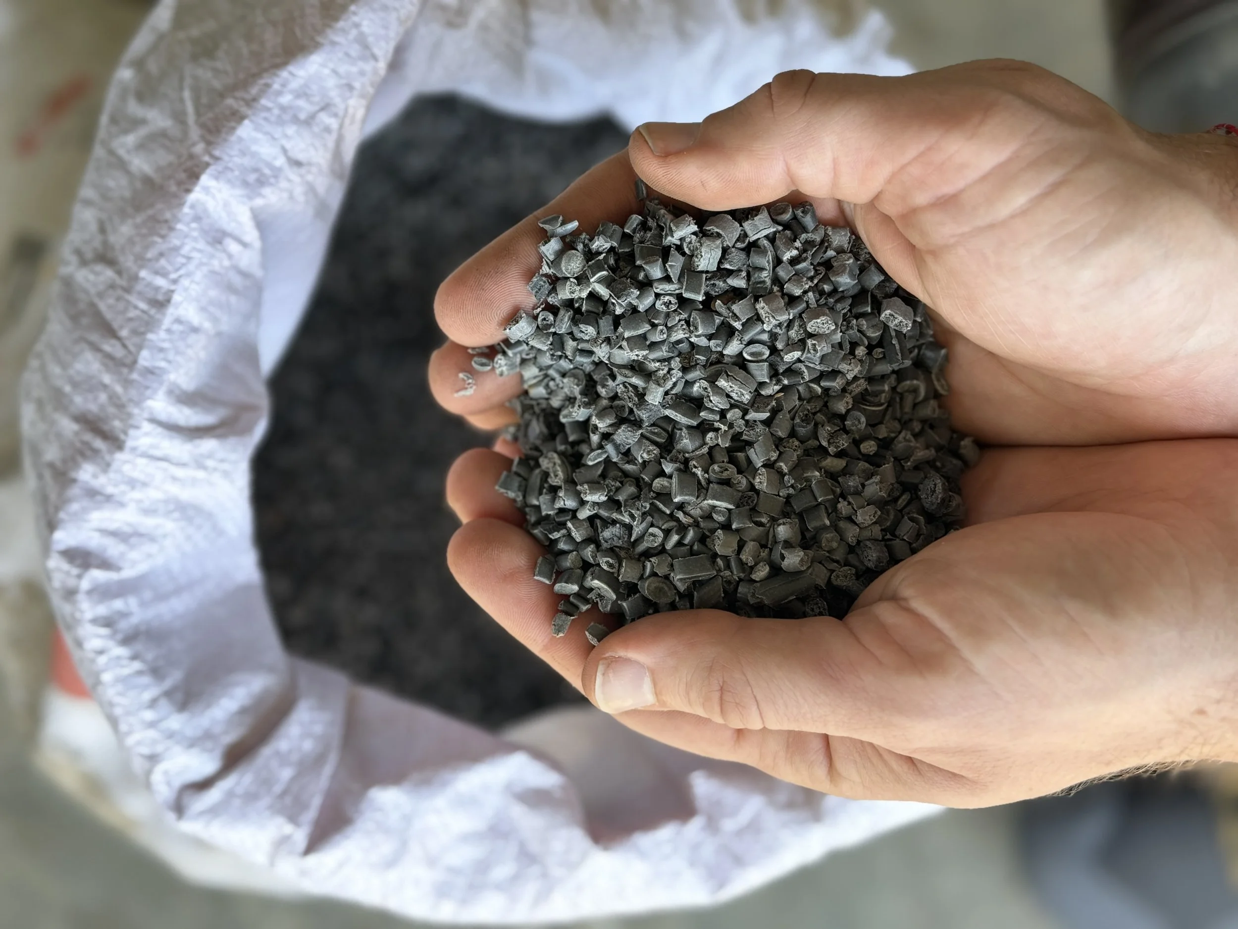 PIPER Project, local waste plastic, The Polyfloss Factory, World Vision International Nepal and the Response Innovation Lab, Nepal, 2024. Credits: The Polyfloss Factory.