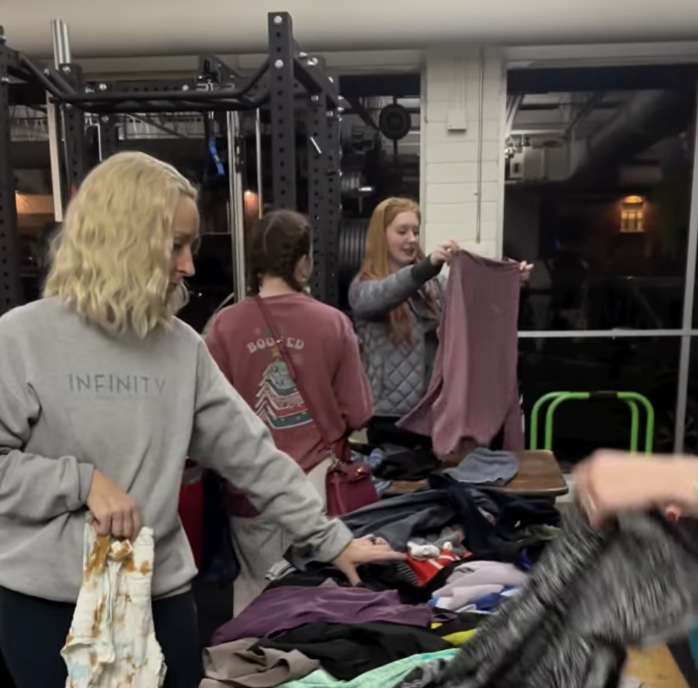 infinity-fitness-lagree-pilates-studio-reno-clothing-swap-3.png