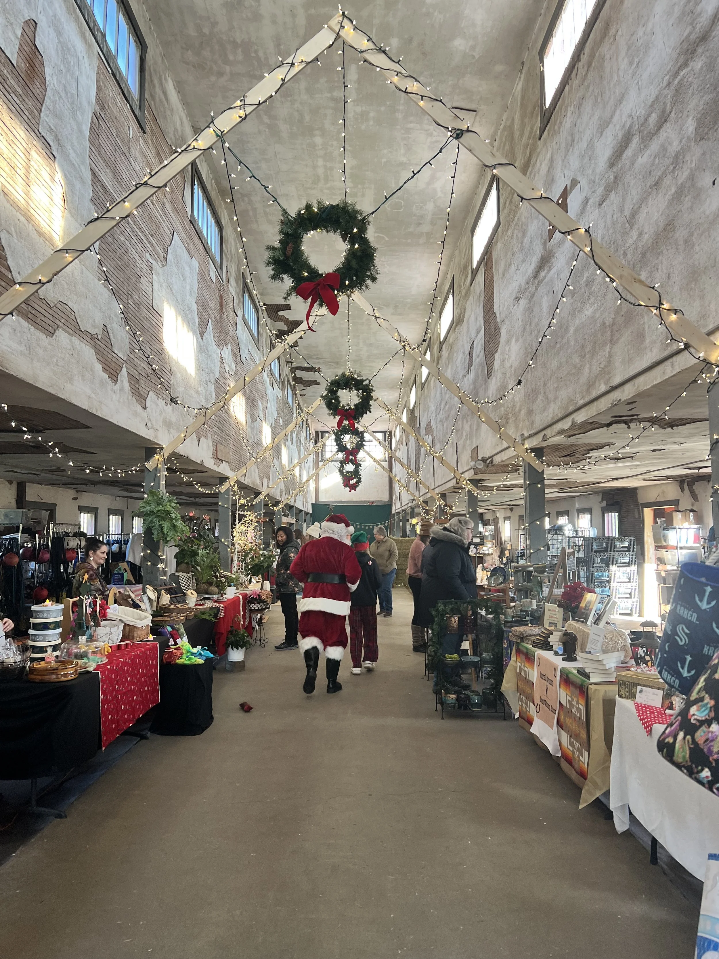 Holiday Barn Show