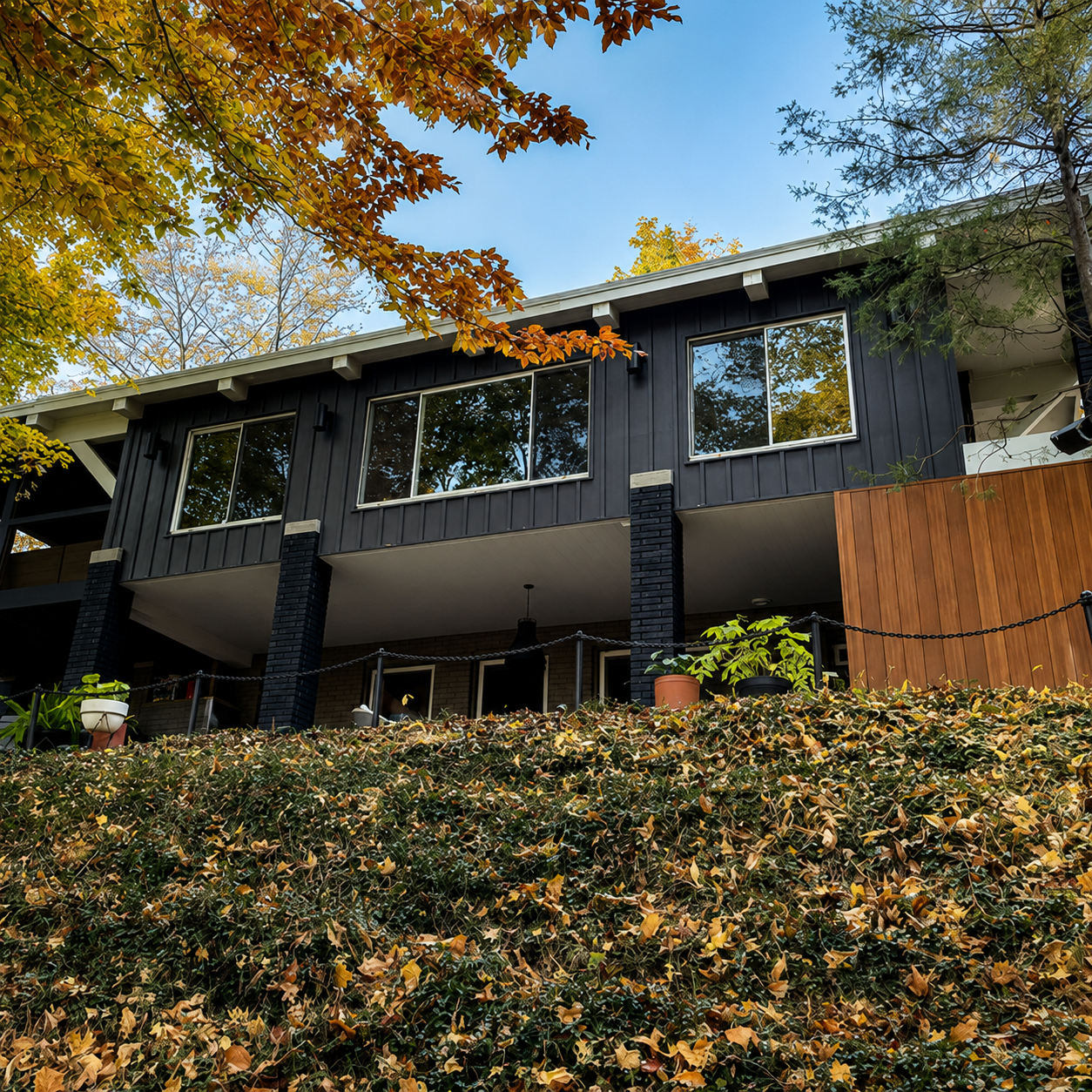 Mid-Century Hide-Away