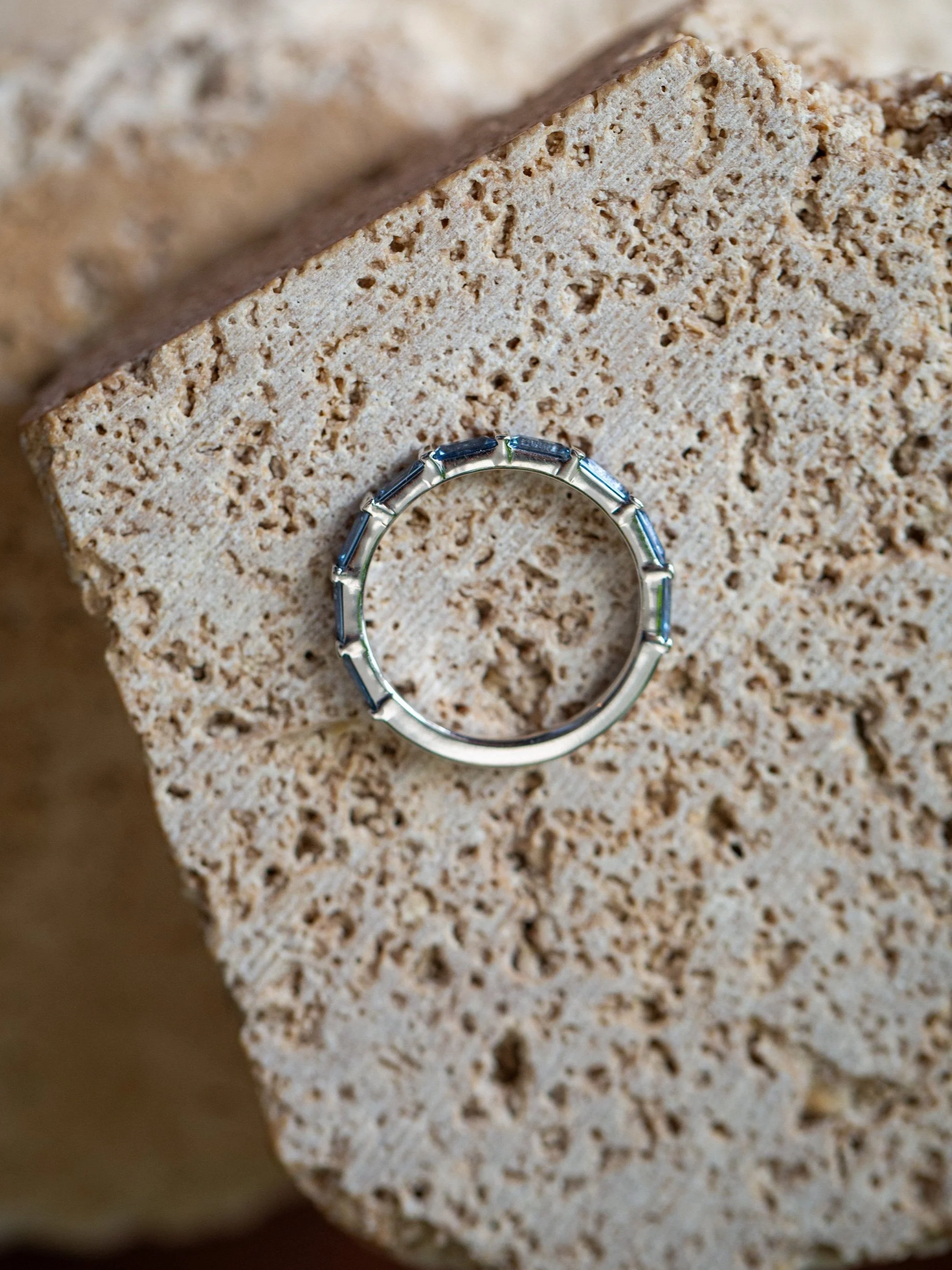 Rendrag%2BBar%2BSet%2BBaguette%2BWedding%2BBand%2B-%2BUnheated%2BYogo%2BSapphires-11.jpg