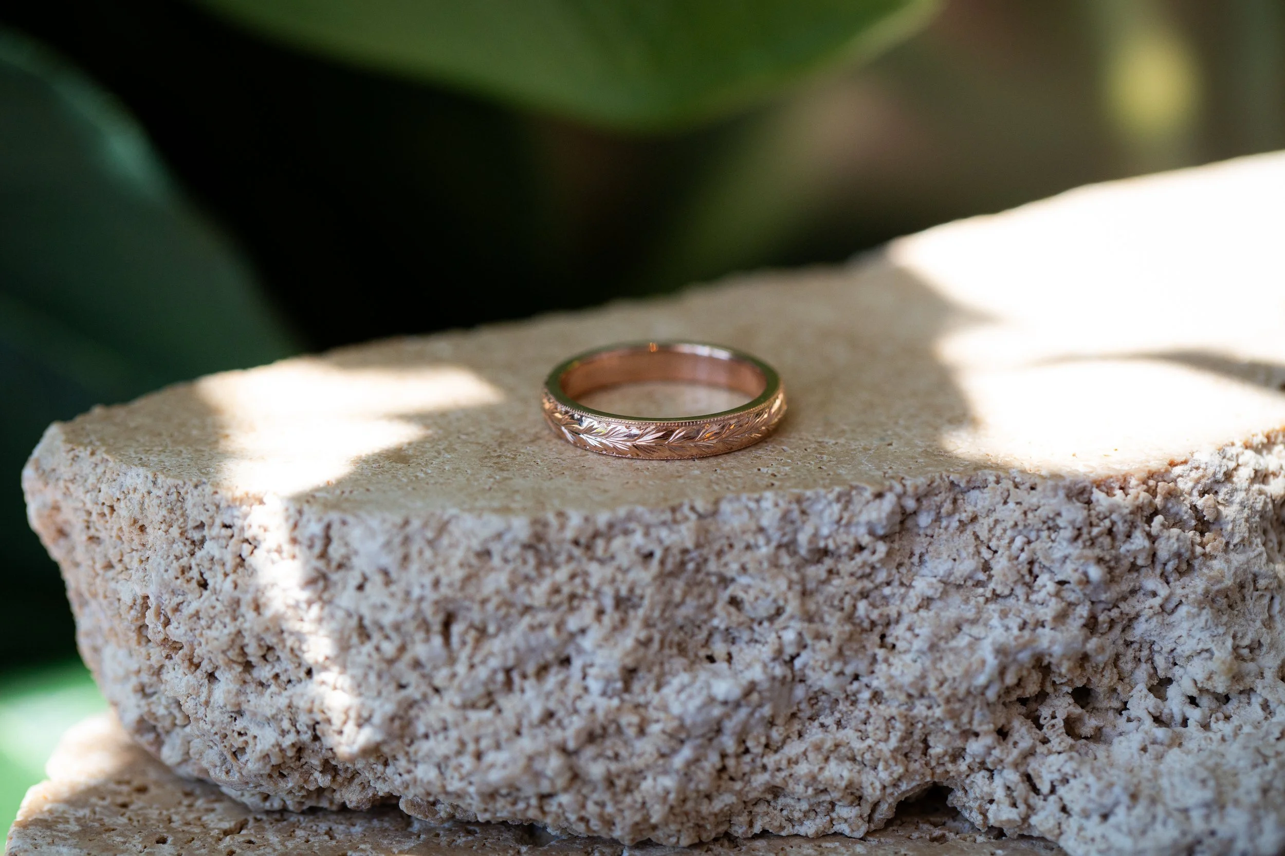 Rendrag+Hand+Engraved+Wedding+Band+RG-2.jpg