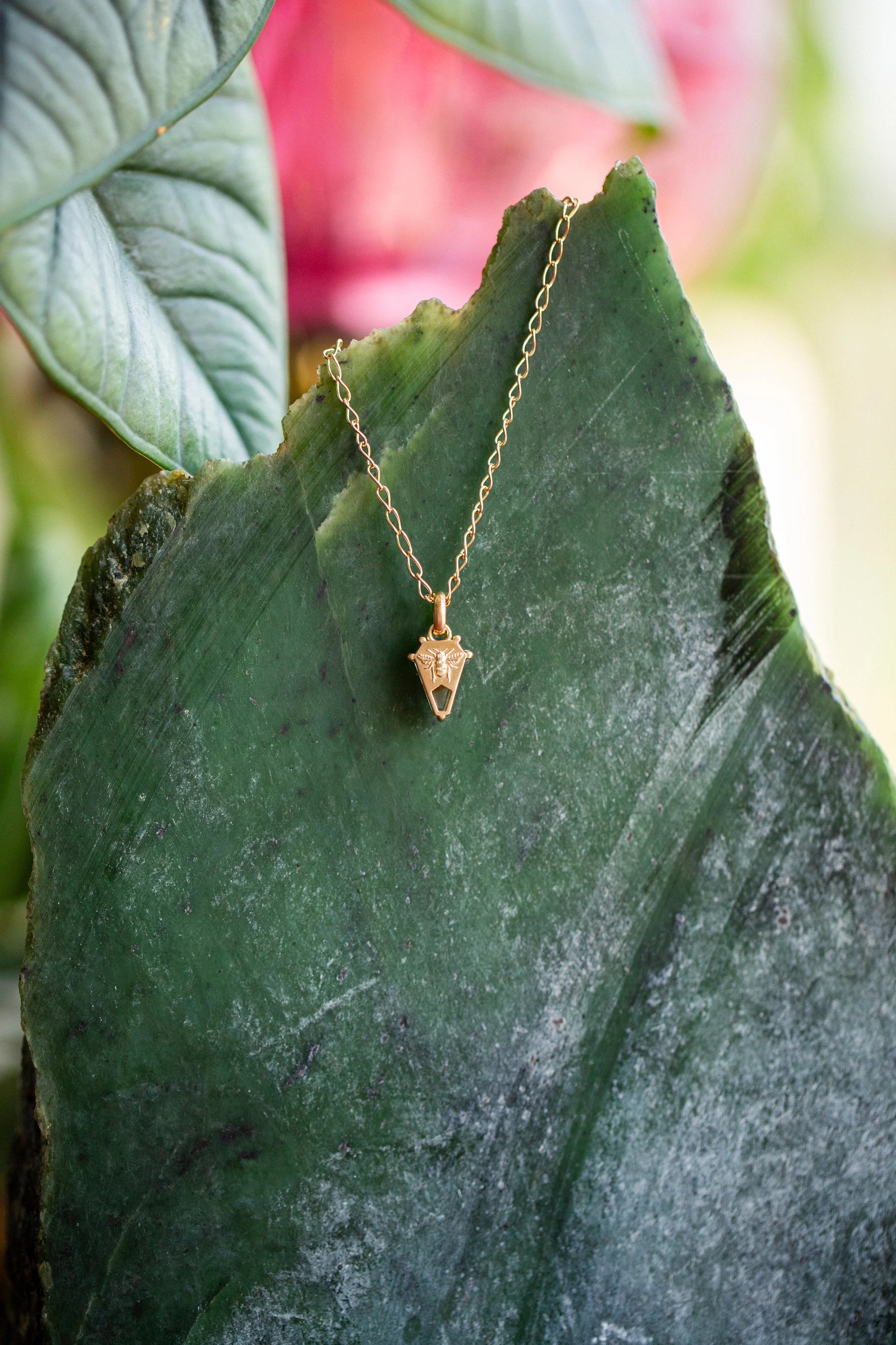 Rendrag+Bee+Pendant+0625-4-1.jpg