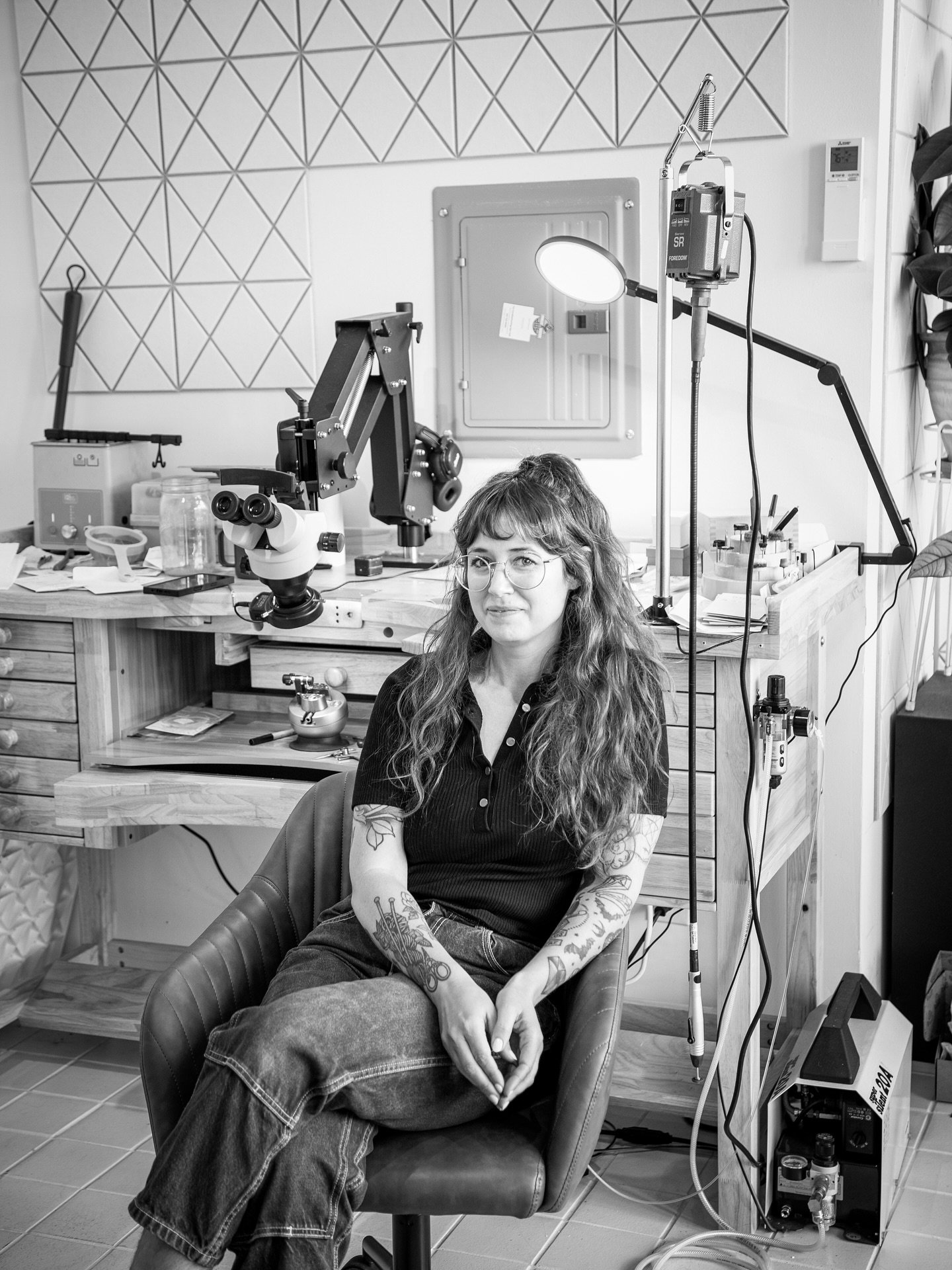 Hello all! It&rsquo;s been awhile so I&rsquo;d figure I&rsquo;d show my face a little bit. I&rsquo;m Ashley the brains behind Rendrag Jewelry! 
I started Rendrag back in 2022, after spending over 10 years doing design work in the mainstream jewelry a