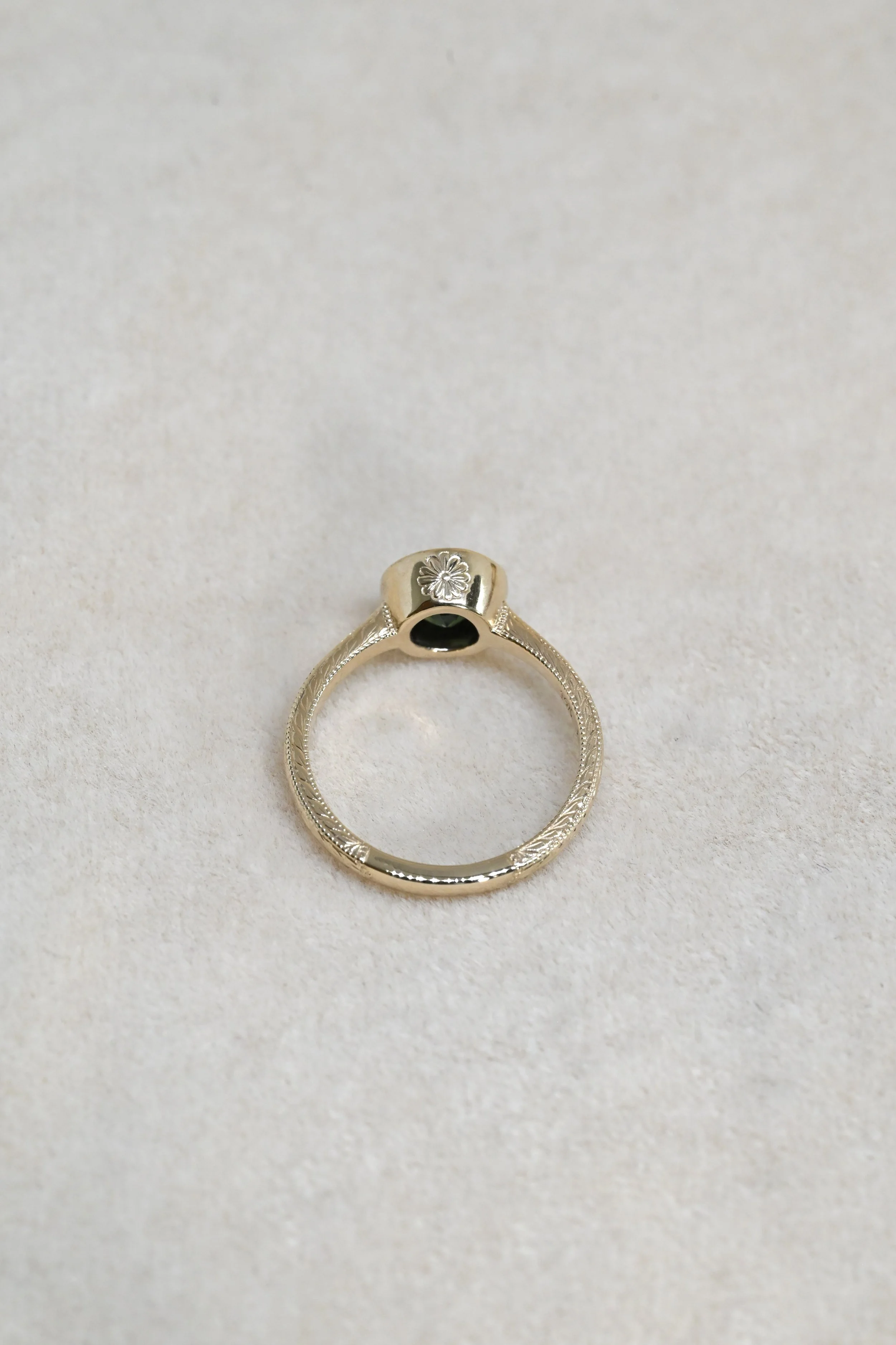 EC-R0024-Wednesday-1.71ctAustralianGreenRoundBrilliantSapphire-OVER.JPG