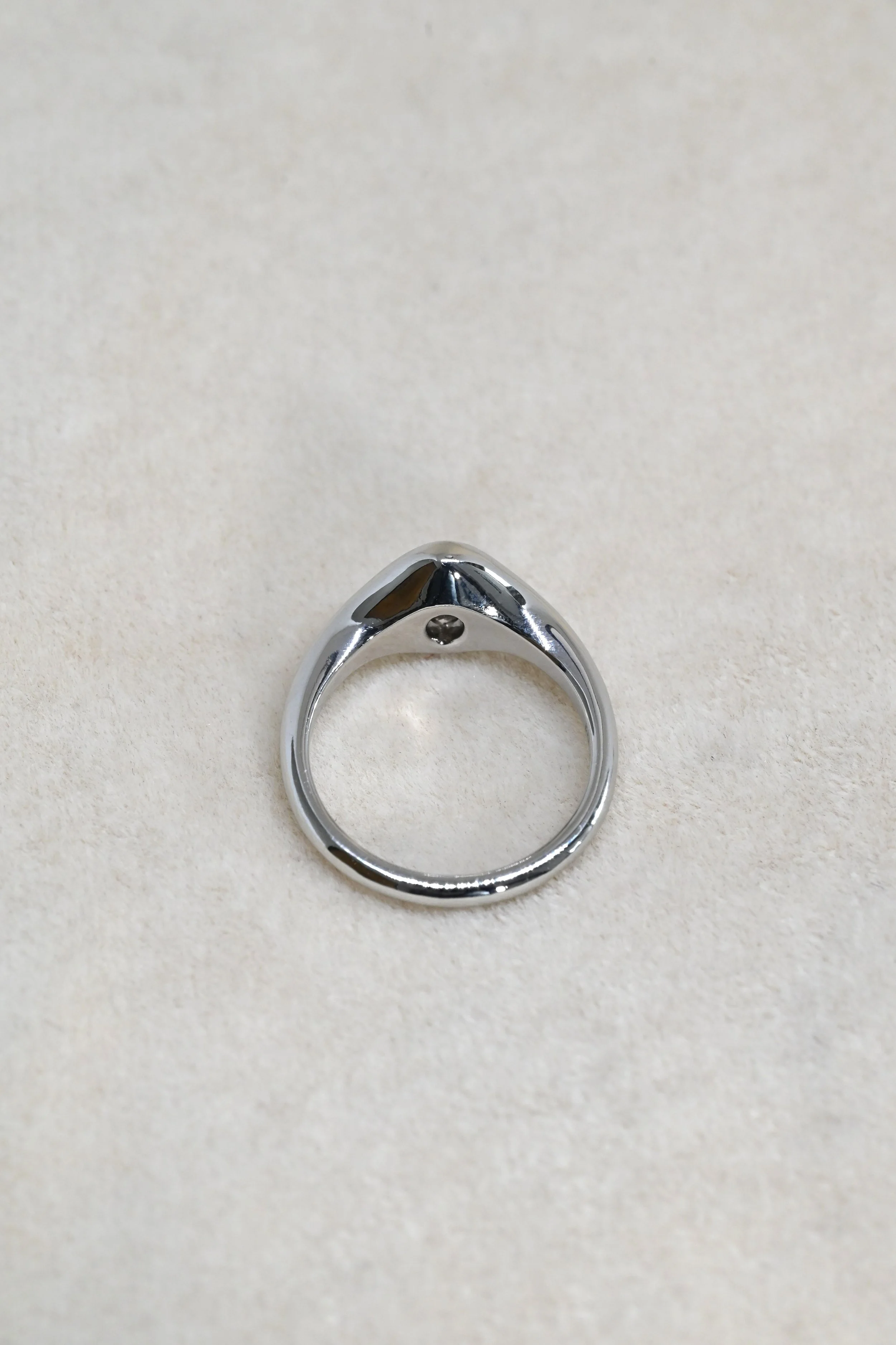 EC-R0045-Sylvie-1.08ctChampagneGeoOvalStepCutDiamond-OVER.JPG