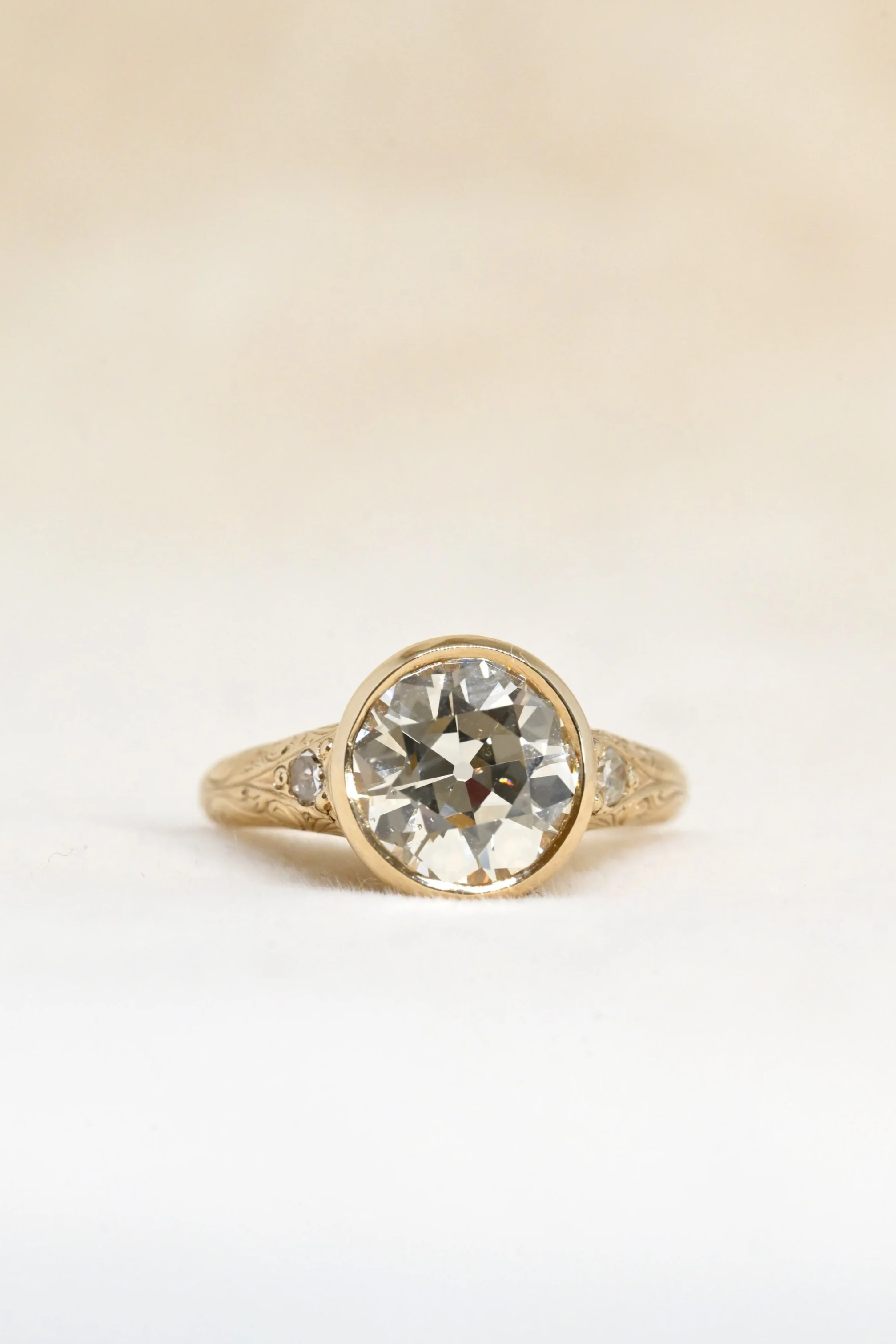 Zelda Ring | 3.04 Old European Cut Diamond
