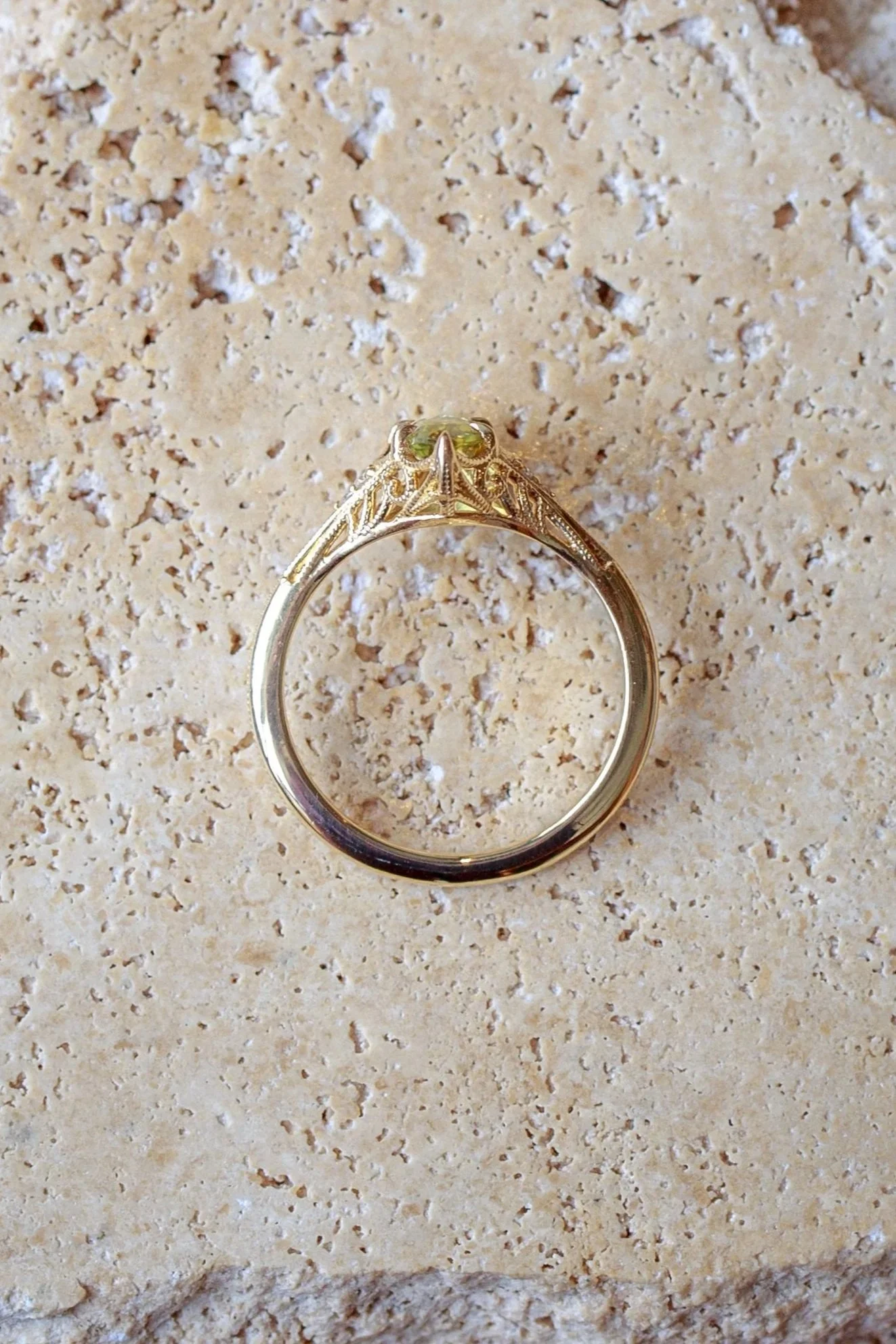 Rendrag+Sabrina+Ring+Green+Sapphire+YG-22.jpg