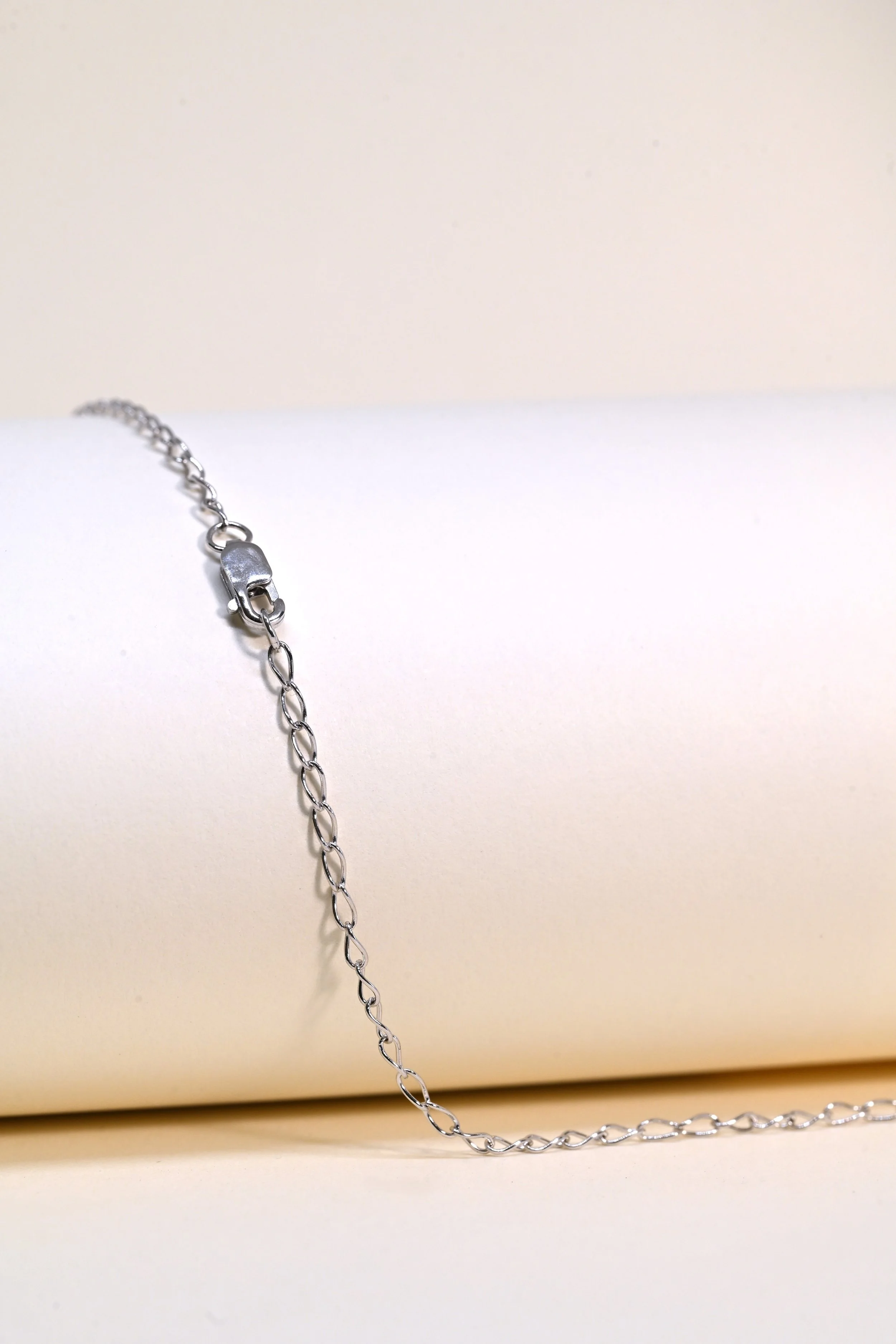 white gold chain back.JPG