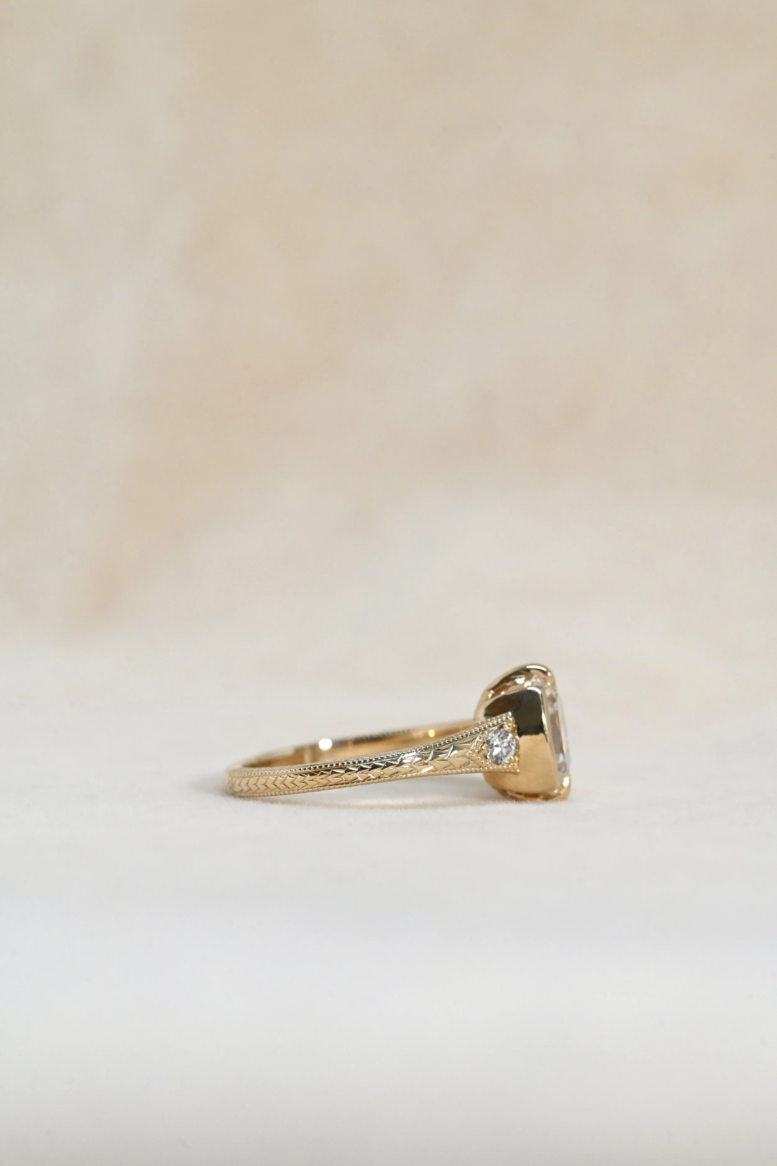 EC-R0007-Lydia-1.66ctLabGrownAntiqueCushionCutDiamond-BACK.JPG