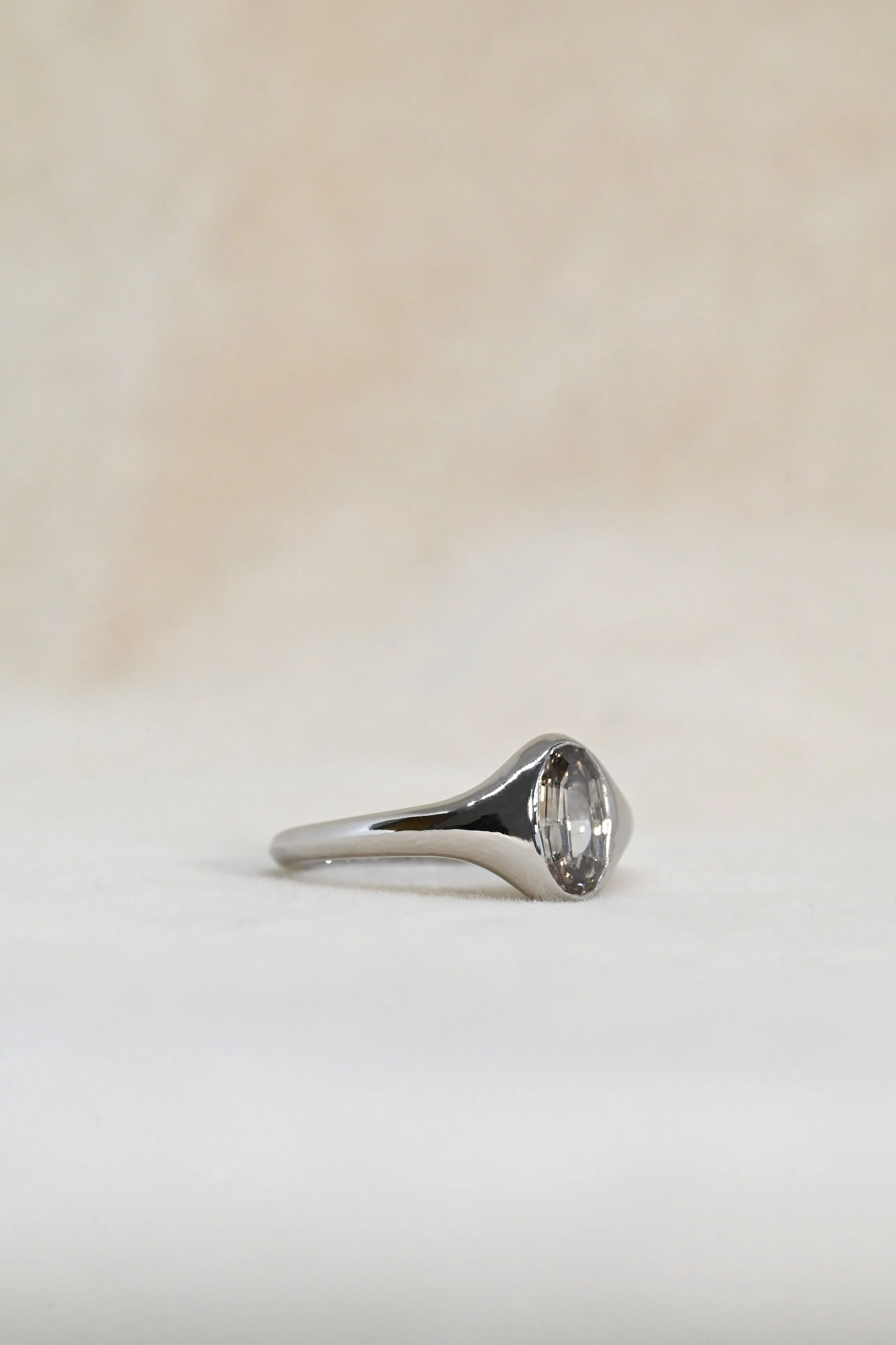 EC-R0045-Sylvie-1.08ctChampagneGeoOvalStepCutDiamond-SIDE.JPG