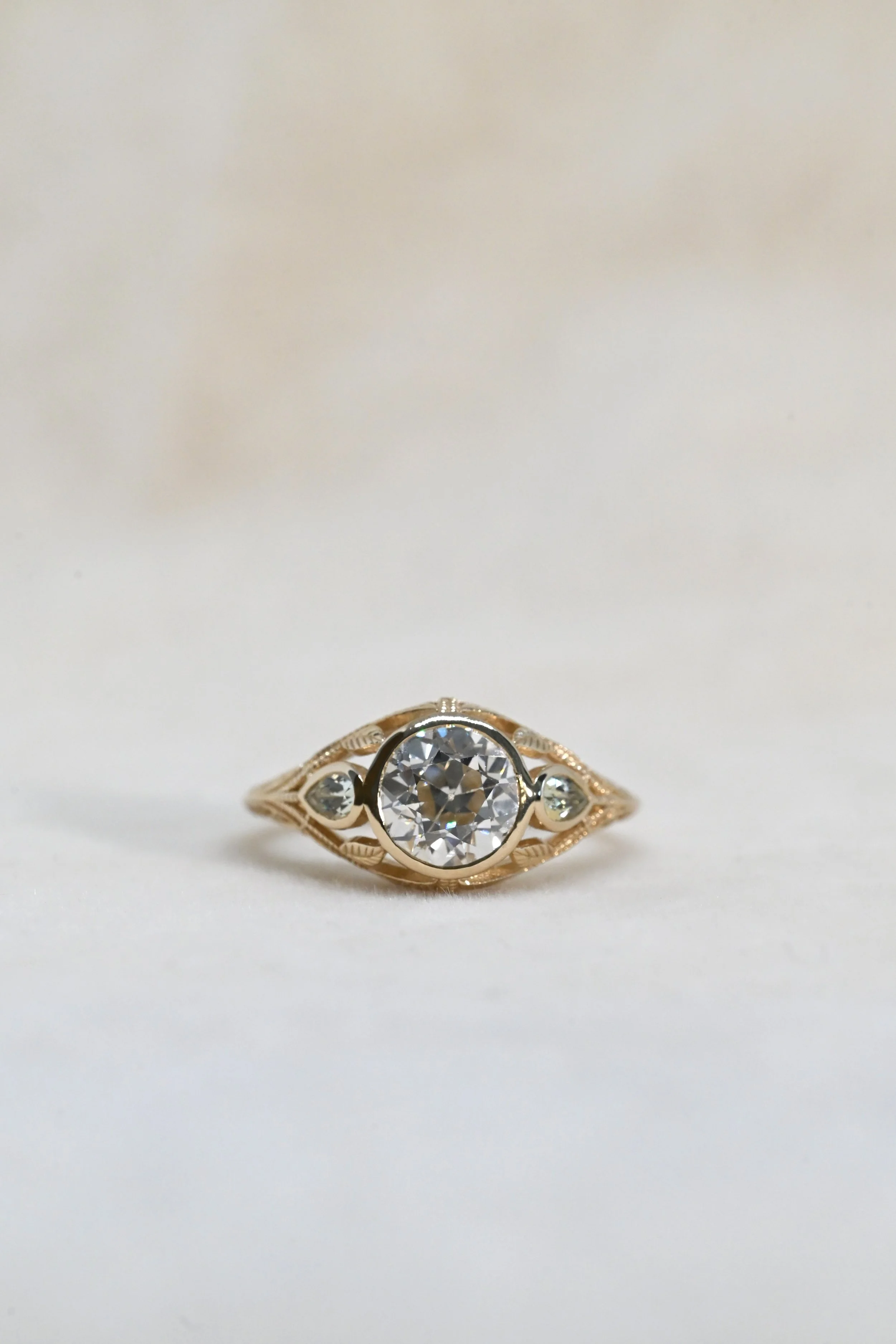 EC-R0058-Evelyn-1.72ctAntiqueRoundMineCutDiamond-FRONT.JPG