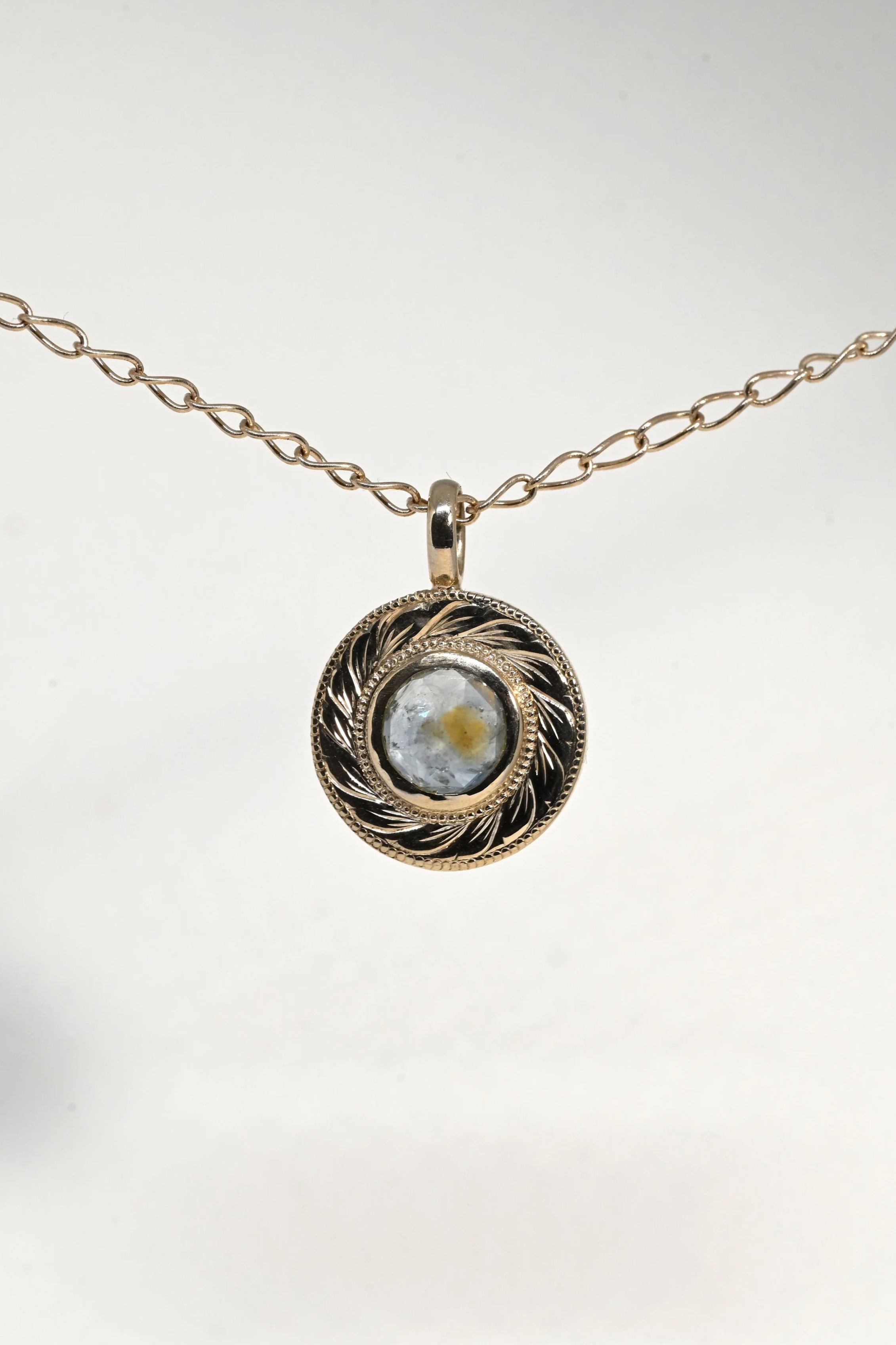 SPIRAL PENDANT | LEAF 1.58ct Rose Cut Montana Sapphire