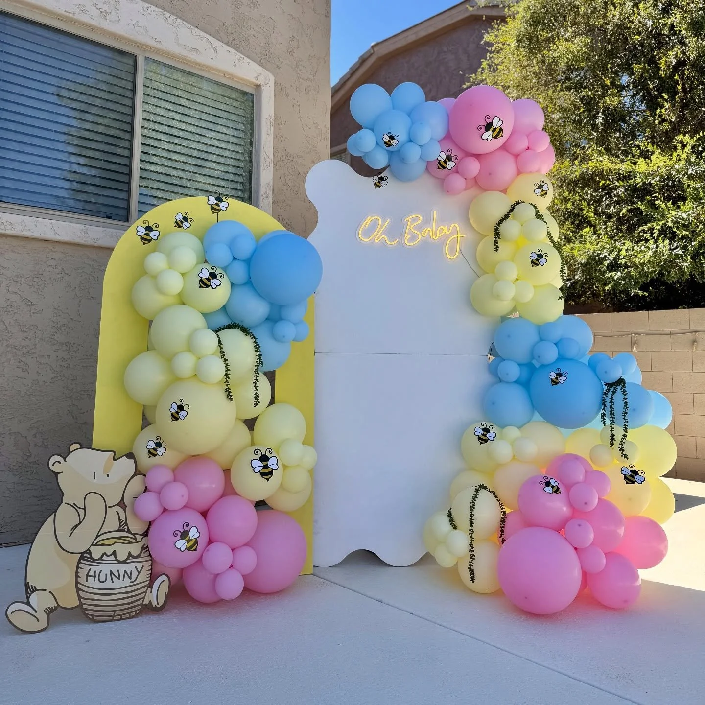 ✨ Oh Baby! ✨
We loved creating this sweet pastel Winnie the Pooh–inspired baby shower backdrop, complete with buzzing bees, soft balloon garlands, and the cutest Hunny pot details. Perfect for celebrating a little one on the way in the sweetest