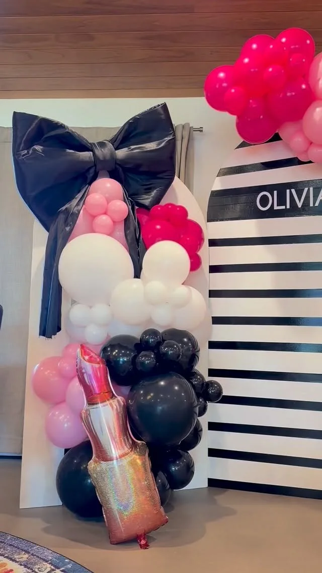 Pink, glam, and totally Sephora chic 💄✨ We loved bringing Olivia’s 11th birthday vision to life with a bold black-and-white setup, pops of pink balloons, and that signature glam wall moment! Perfect for every beauty lover’s dream party ?