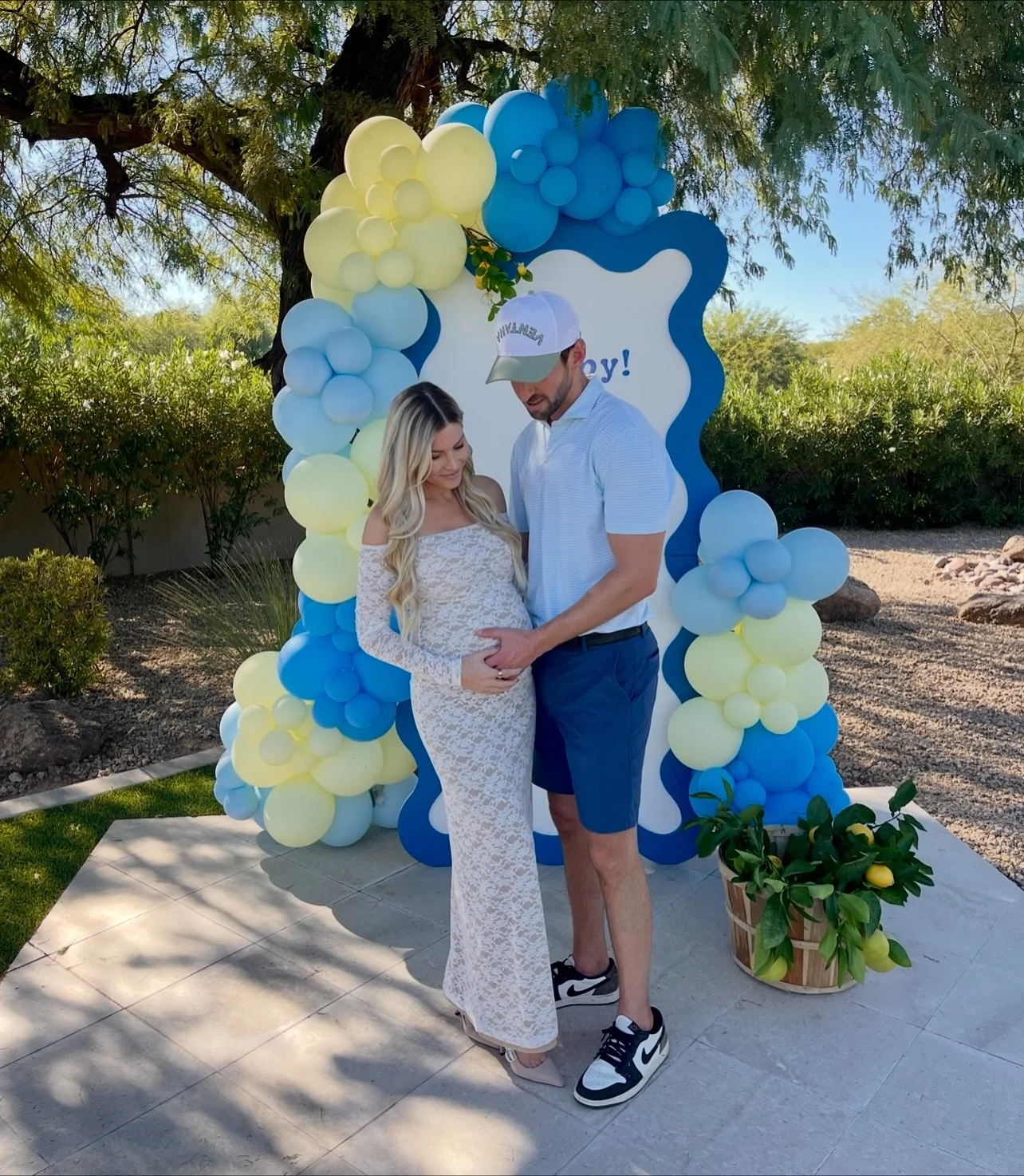 Ciao Baby! 🇮🇹💛💙
A little Italian sunshine for the sweetest baby shower setup &mdash; featuring soft pastel balloons, lemons, and coastal charm. The perfect blend of elegance and fun for this special day.

#WonderWallAZ #ArizonaEvents #BabyShowerD