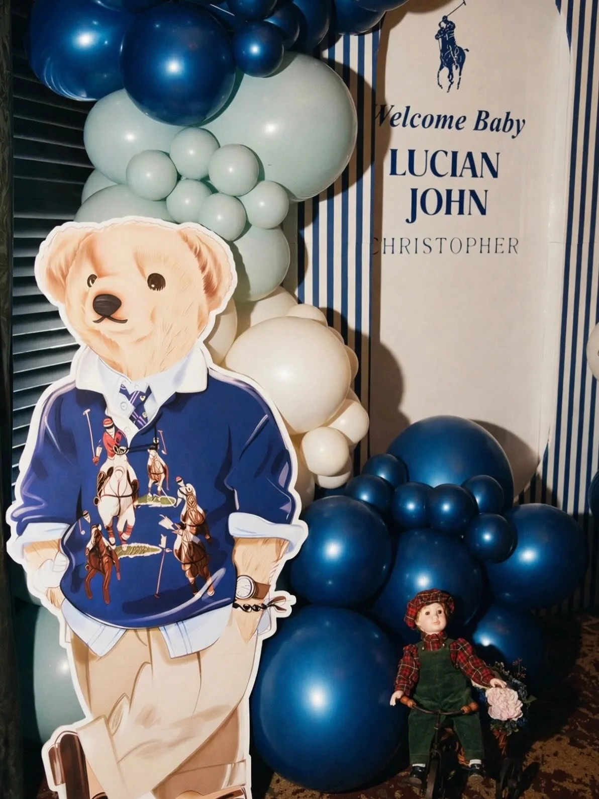 A little gentleman is on the way 🧸💙

Celebrating baby Lucian John with a Ralph Lauren inspired baby shower backdrop, classic navy stripes, a Polo bear cutout, and balloons in navy, soft sage, and cream.

Planning a baby shower in Phoenix, Scottsdal