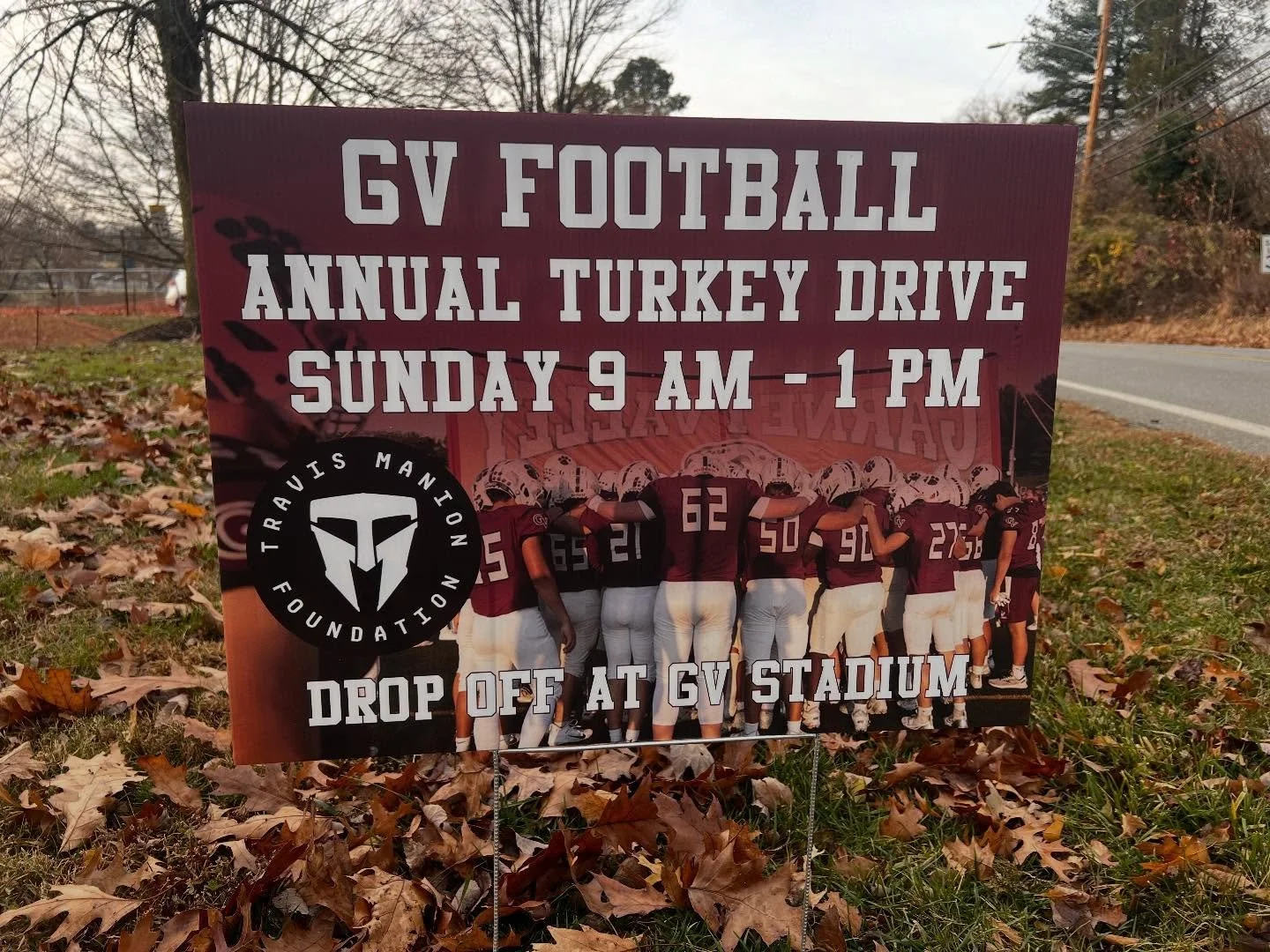 We would like to give a huge thanks to GVFB 2007 Grad Brian Munro and Munro Printing for donating signs as we get ready for our 8th Annual Turkey Drive on Sunday partnering with the @tmfphiladelphiachapter @travismanionfoundation 
9 am to 1 pm! Pleas
