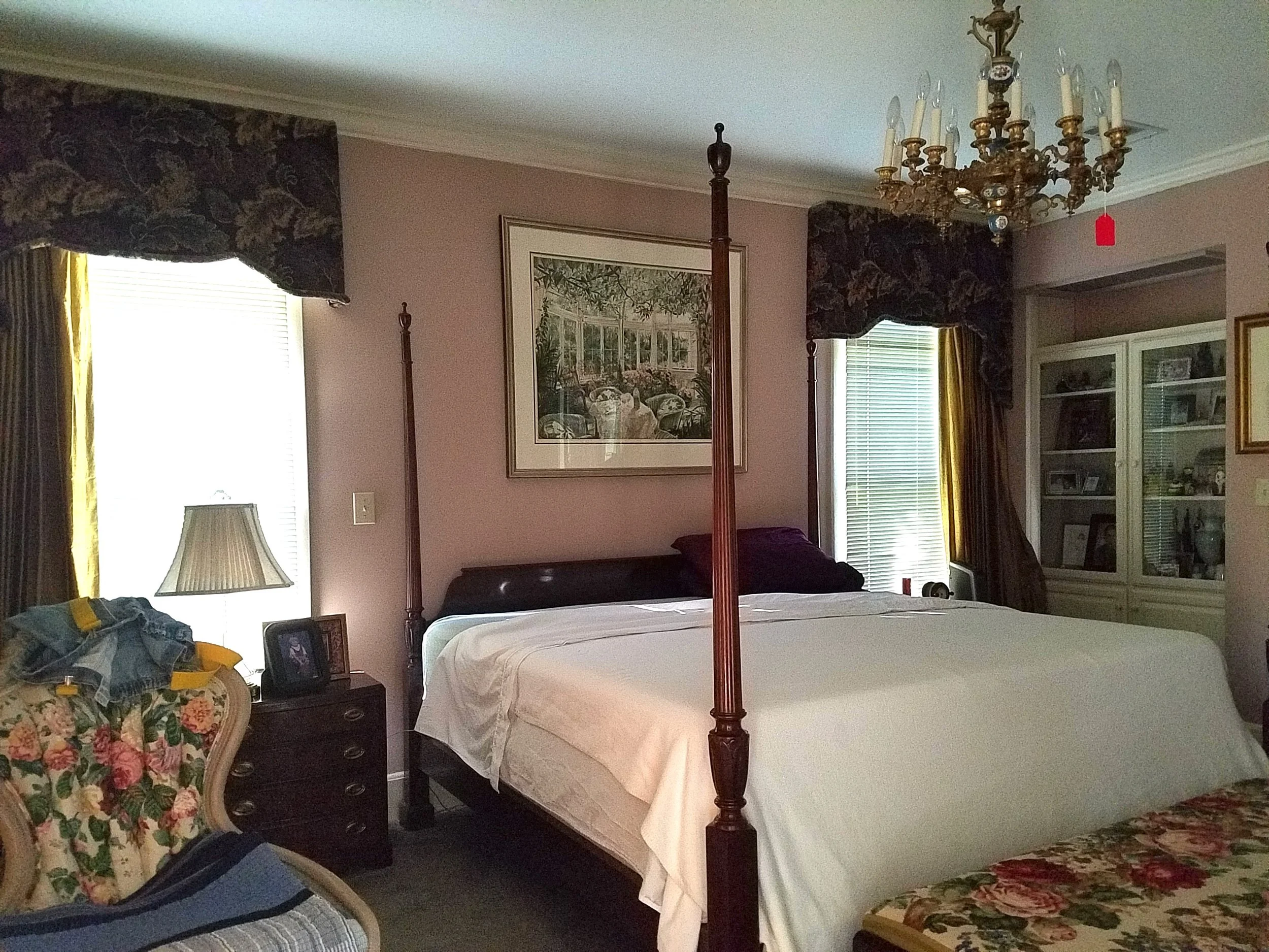 pimary bedroom before.jpg