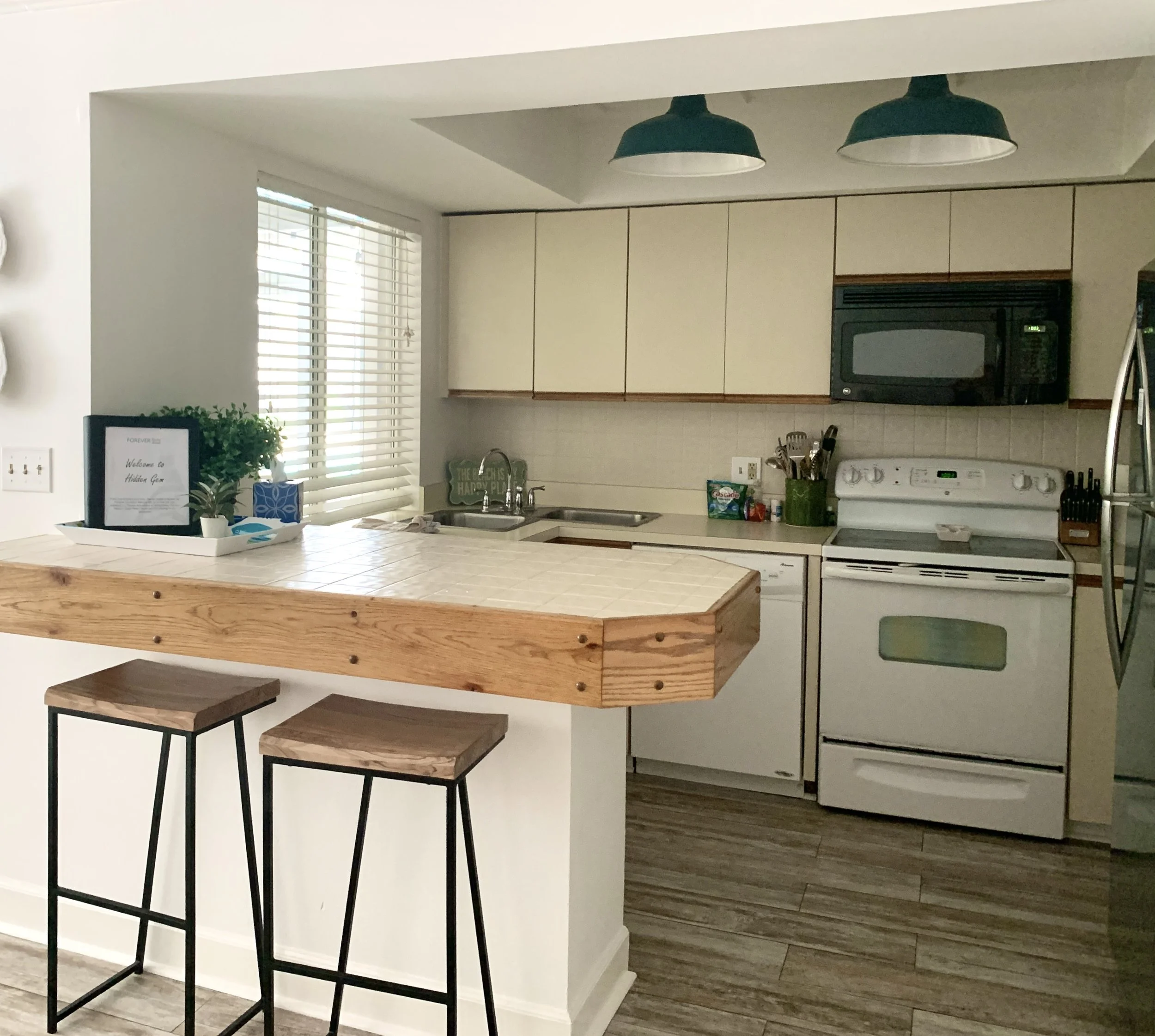 Kitchen before Renovation