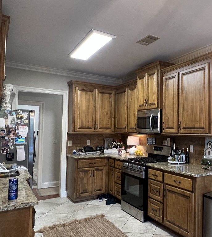 Kitchen from cased opening.png