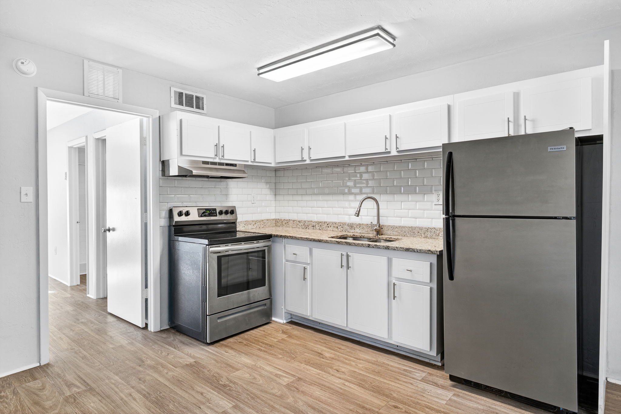 48-Kitchen 1 (2).jpg