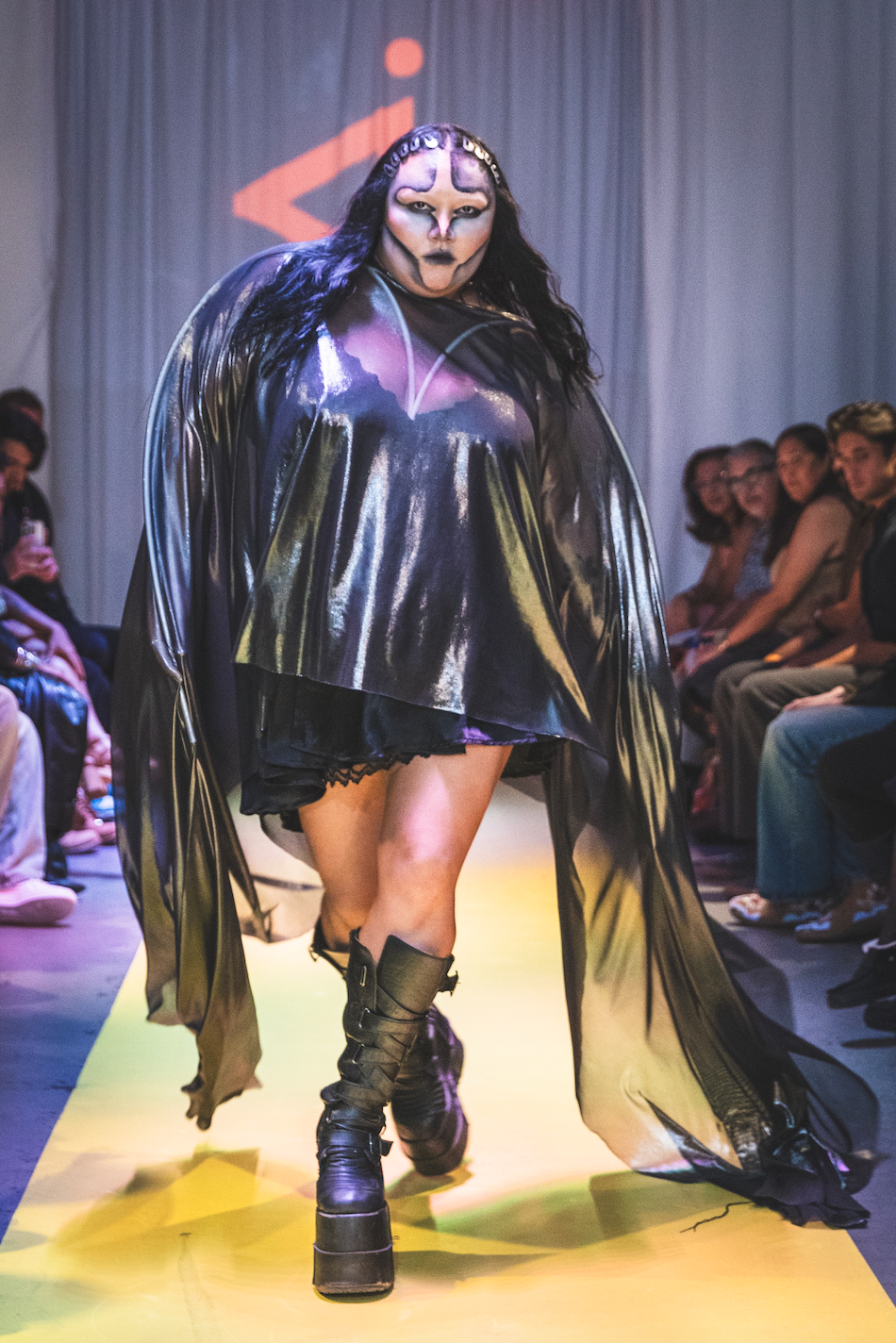 INYFW RUNWAY 4, THOUGHT LEADERS