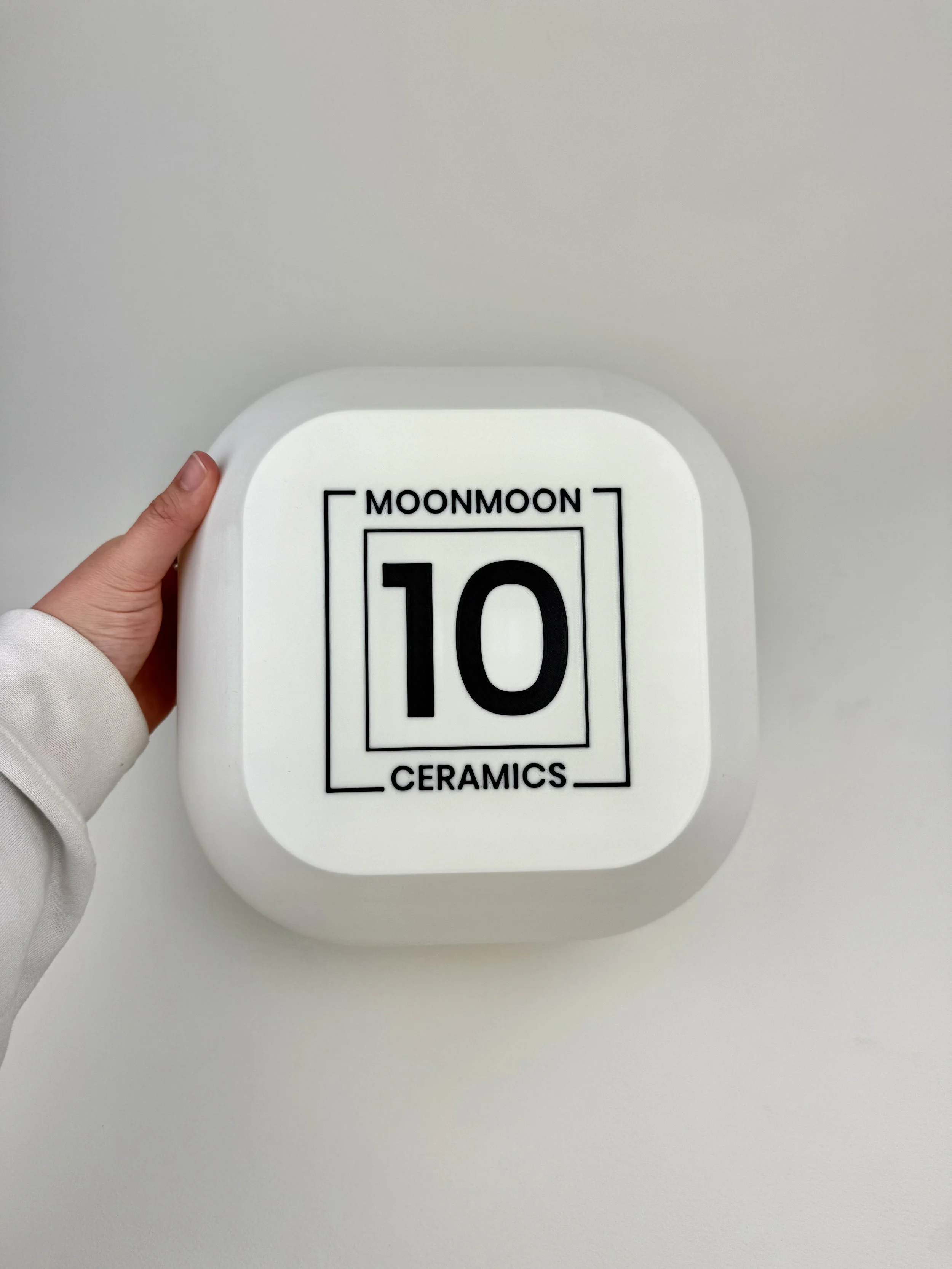 Edgy Square Puck Drape Form