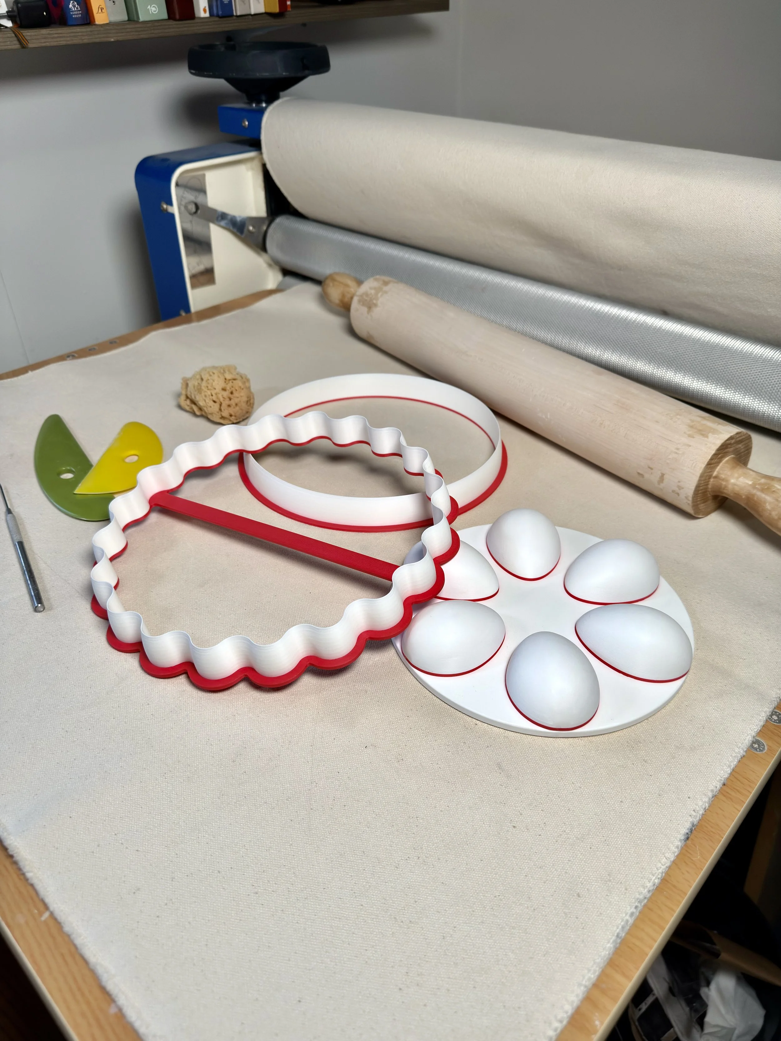 Deviled Egg Tray 6 Chicken Egg Drape Form