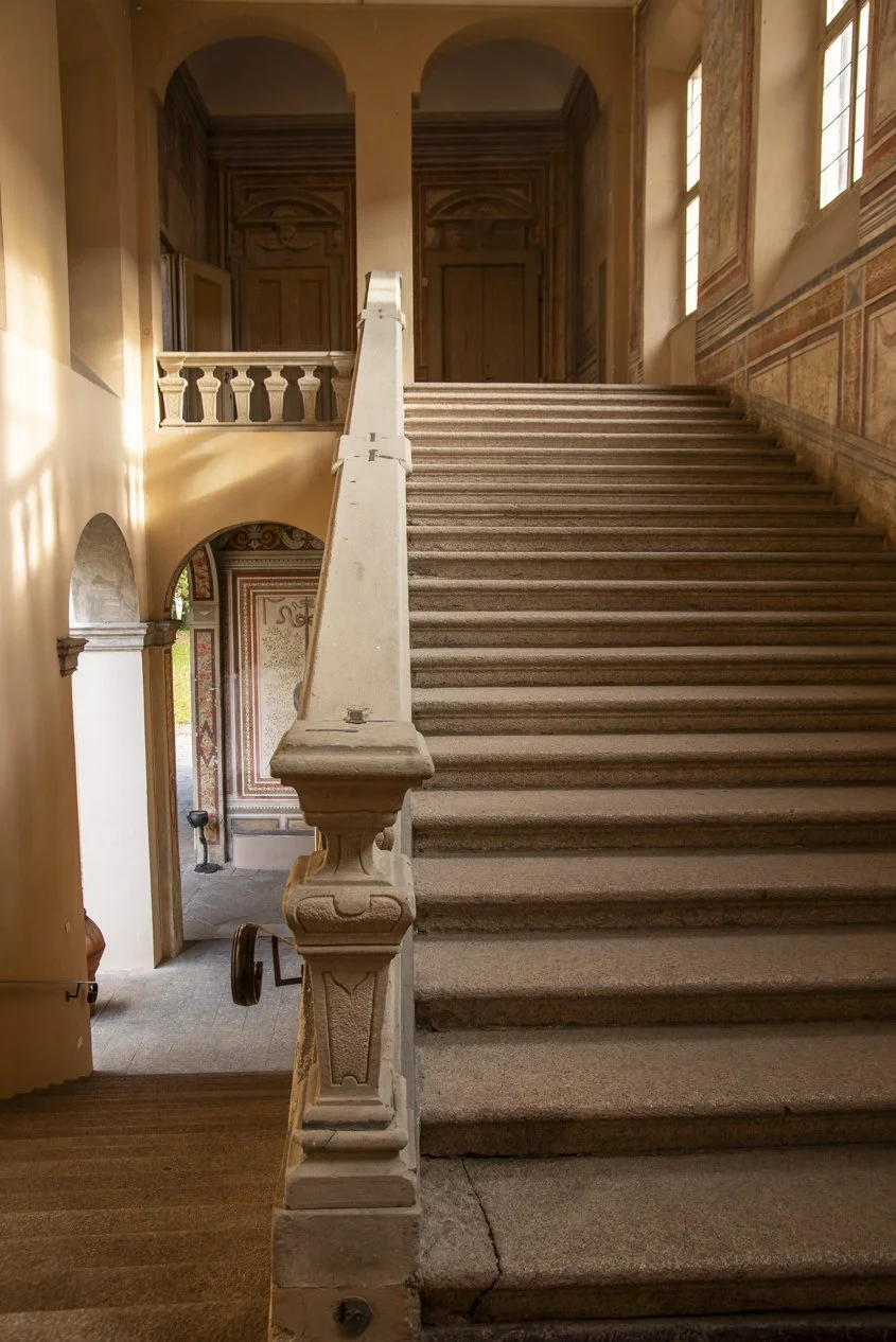 5. staircase (4).jpg