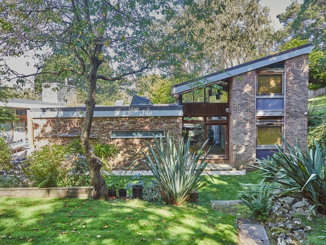 JJ-LOCATIONS-RIVERSIDE-0649 Large.jpeg