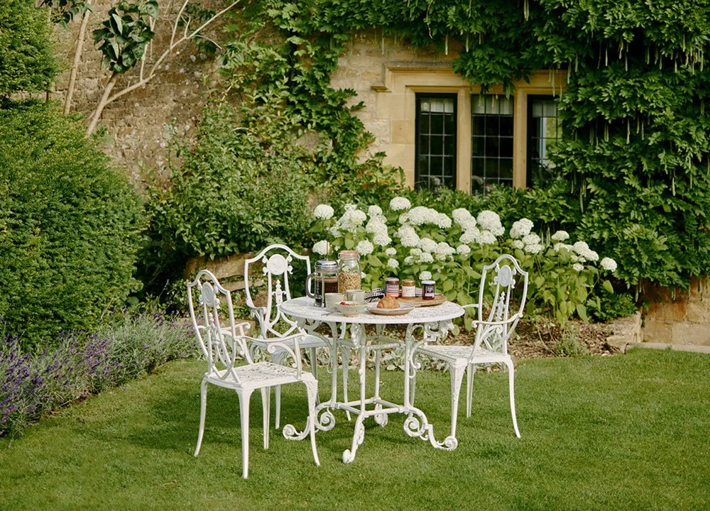 Pye_Corner_Luxury_Home_Garden_21.jpg
