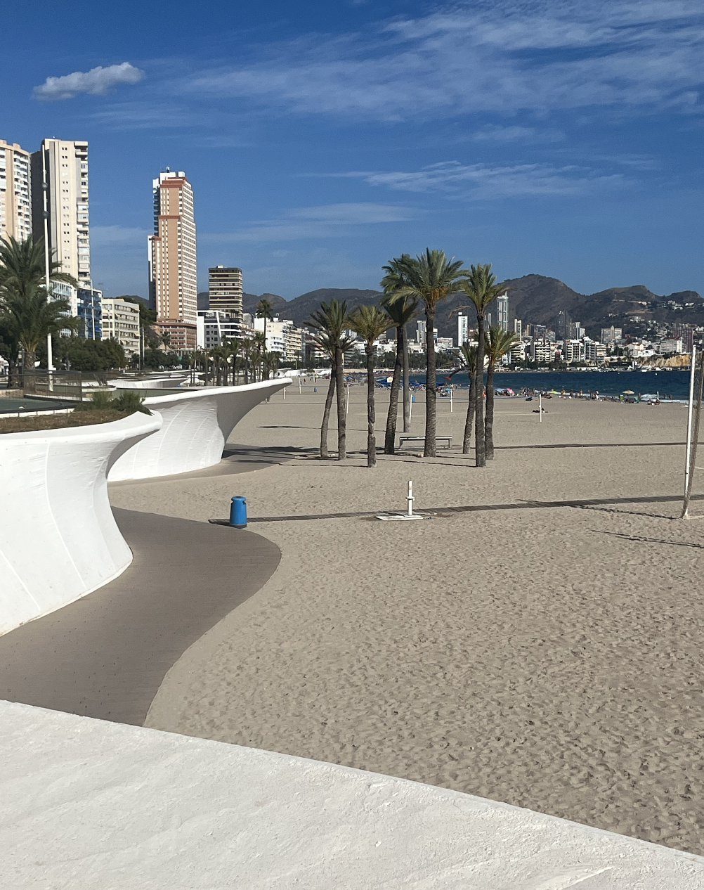 LOVELY-IBIZA-LOCATION-BENIDORM-SELECTS4.png