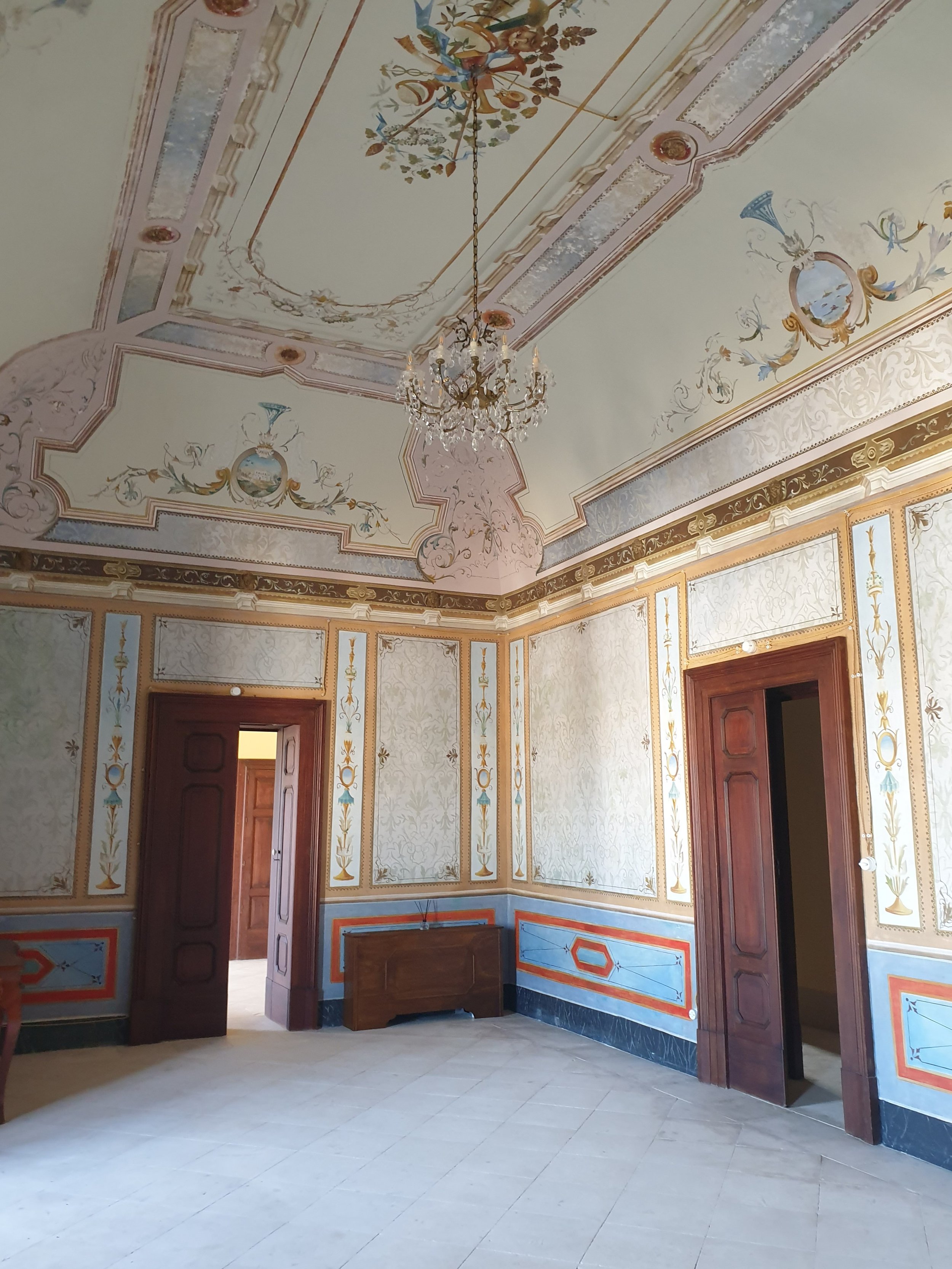 5. the interiors (5).jpg