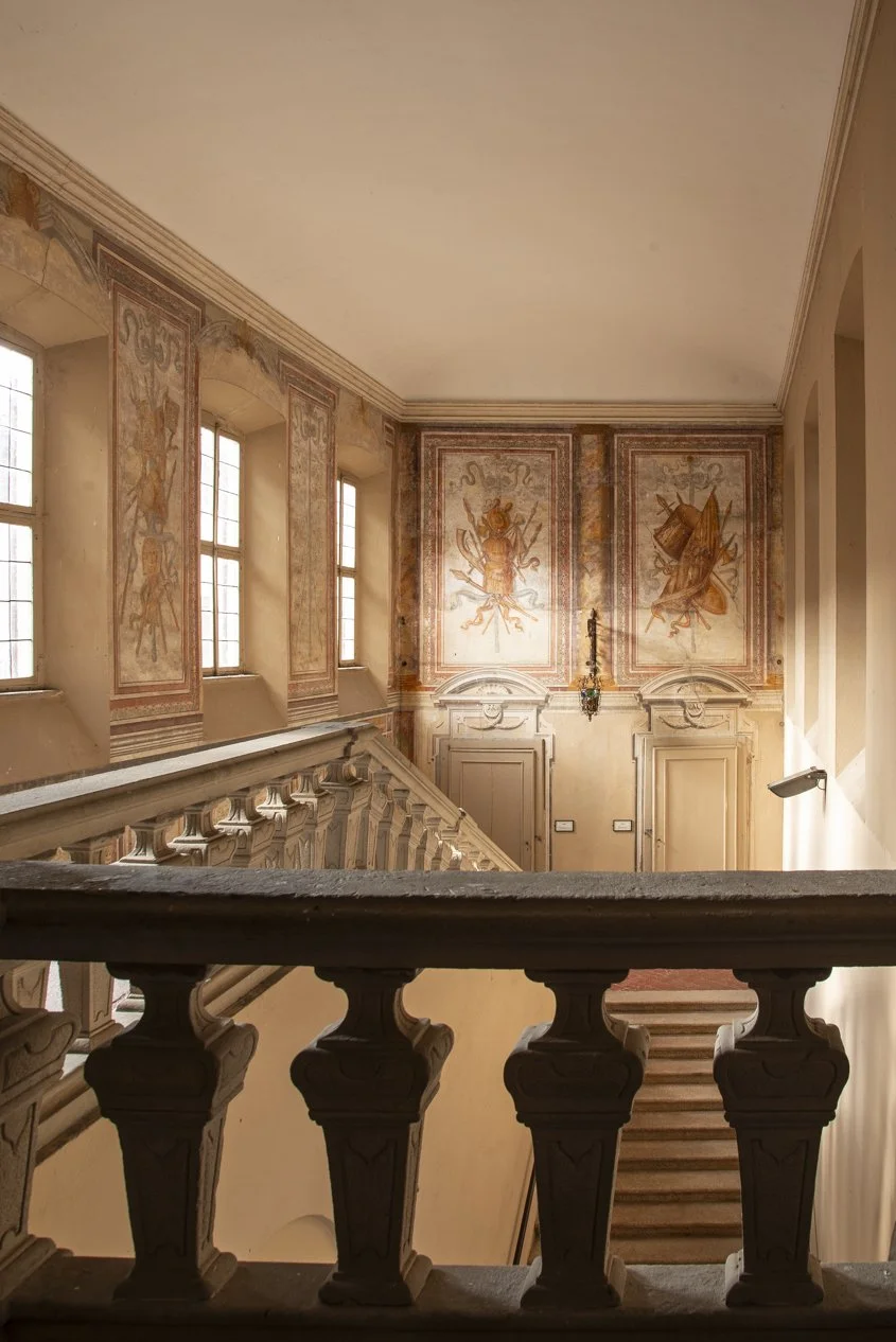 5. staircase (15).jpg